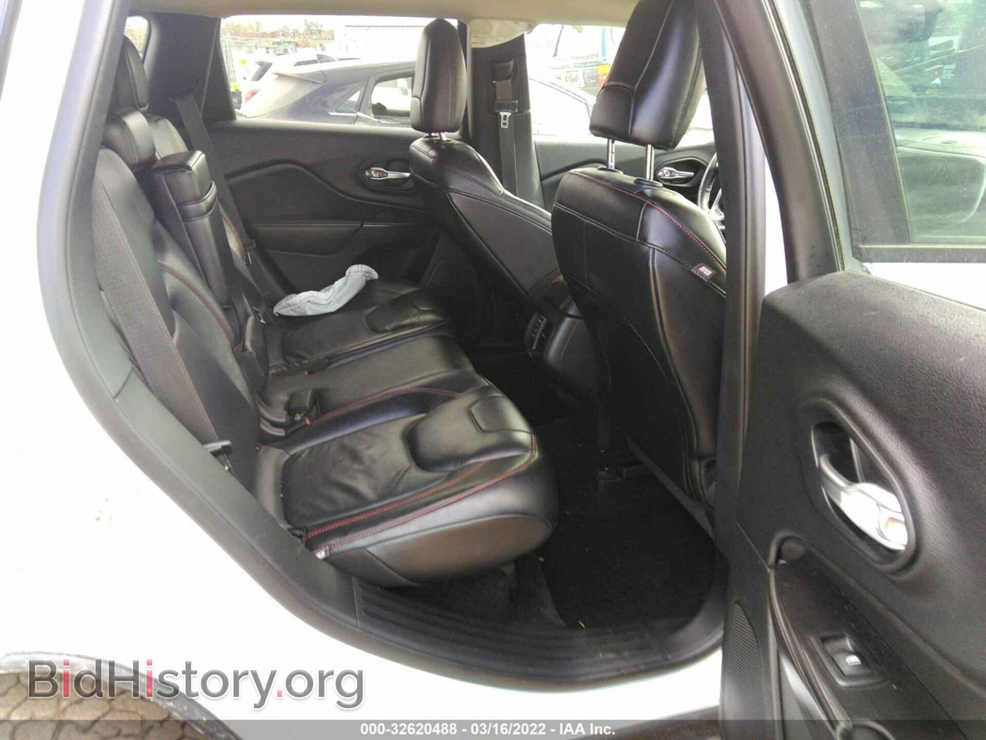 2015 JEEP CHEROKEE - VIN: 1C4PJMBS0FW520304 - Фото 8