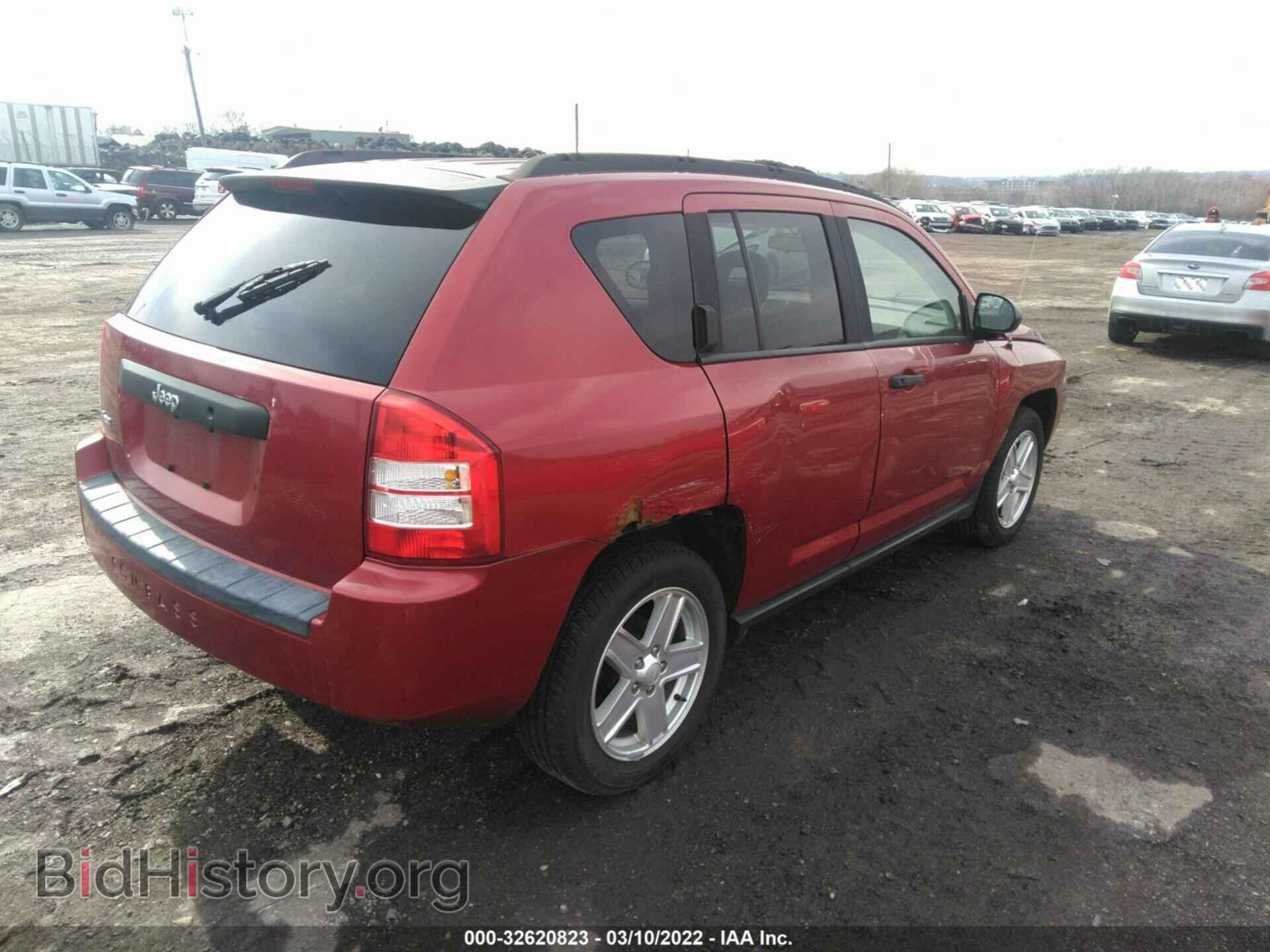 2007 JEEP COMPASS - VIN: 1J8FF47W57D429642 - Фото 4