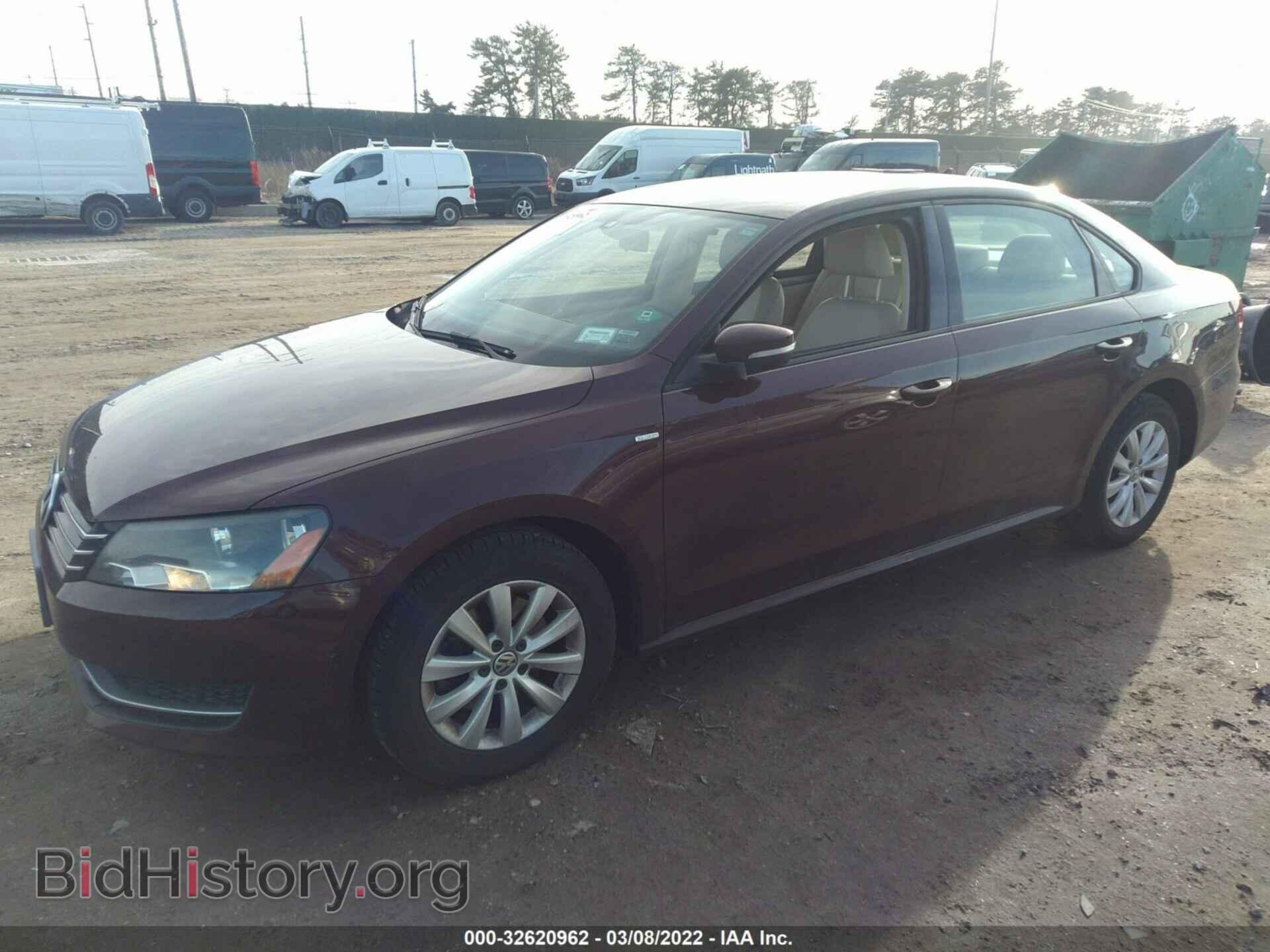 2013 VOLKSWAGEN PASSAT - VIN: 1VWAP7A38DC149808 - Фото 2