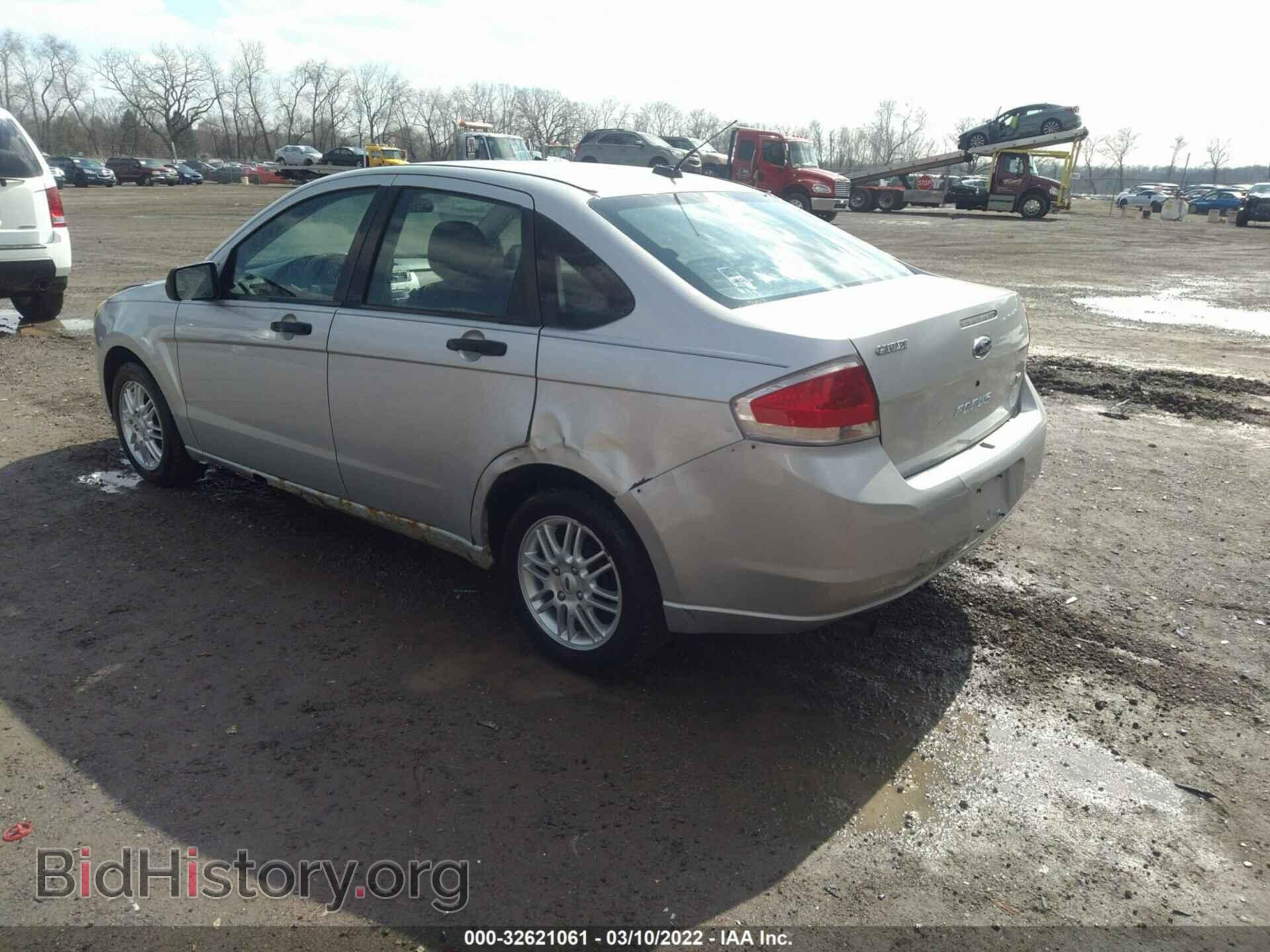 2009 FORD FOCUS - VIN: 1FAHP35N99W110176 - Фото 3
