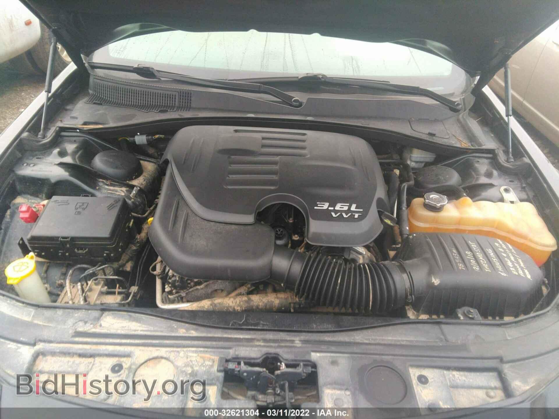 2014 CHRYSLER 300 - VIN: 2C3CCARG1EH201536 - Фото 10