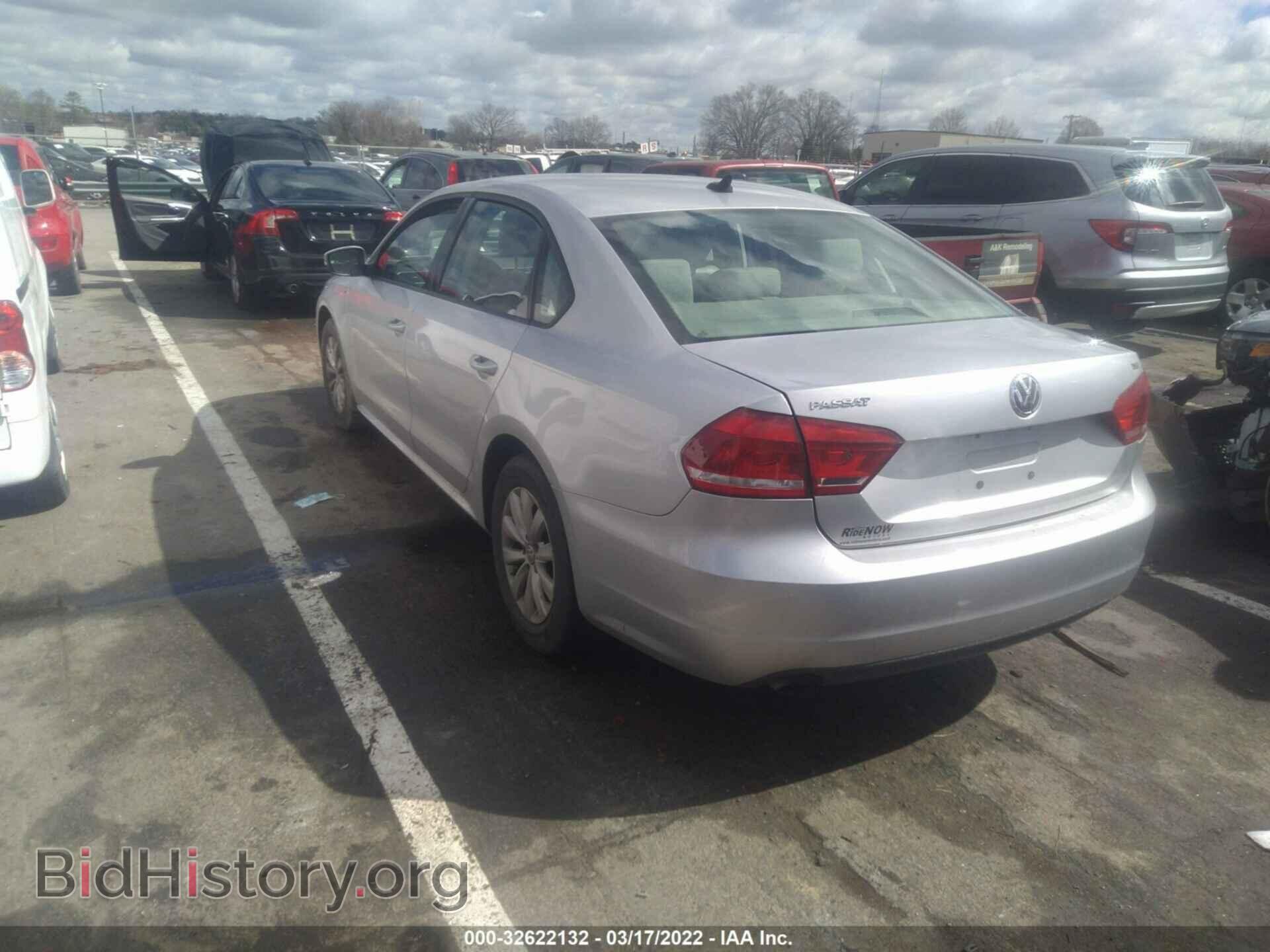 2014 VOLKSWAGEN PASSAT - VIN: 1VWAT7A3XEC068838 - Фото 3
