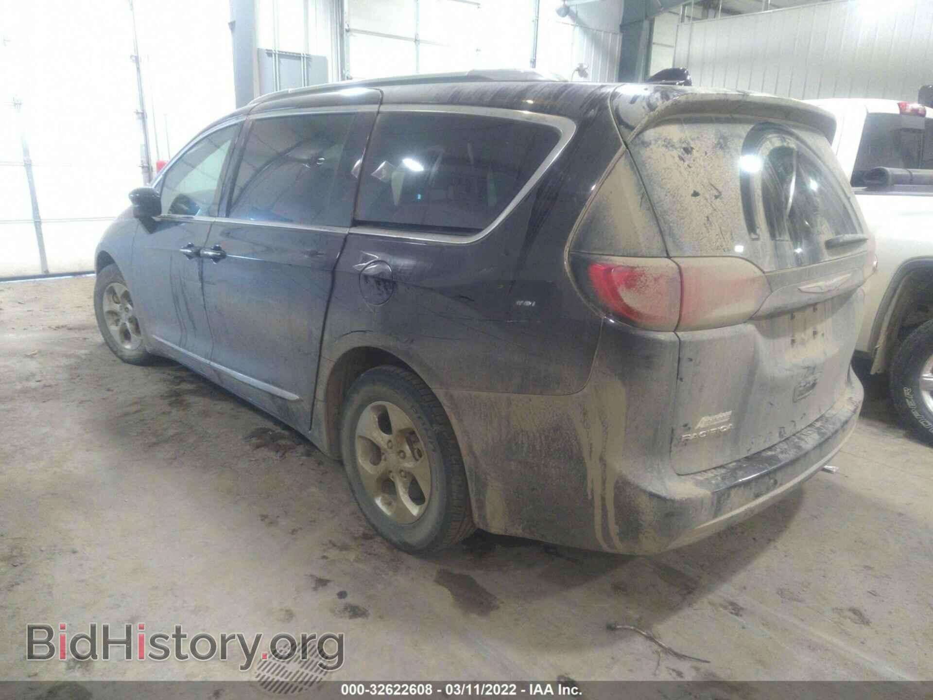 2017 CHRYSLER PACIFICA - VIN: 2C4RC1EG8HR656202 - Фото 3
