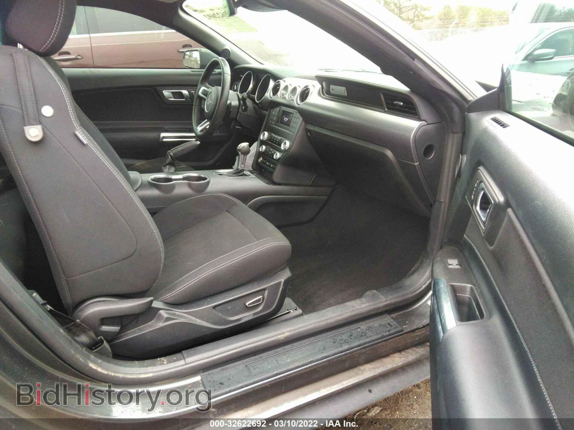 2019 FORD MUSTANG - VIN: 1FA6P8CF9K5199842 - Фото 5