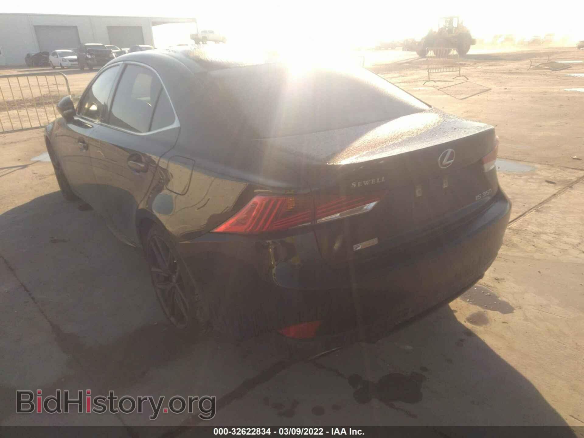 2019 LEXUS IS - VIN: JTHBZ1D27K5033940 - Фото 3