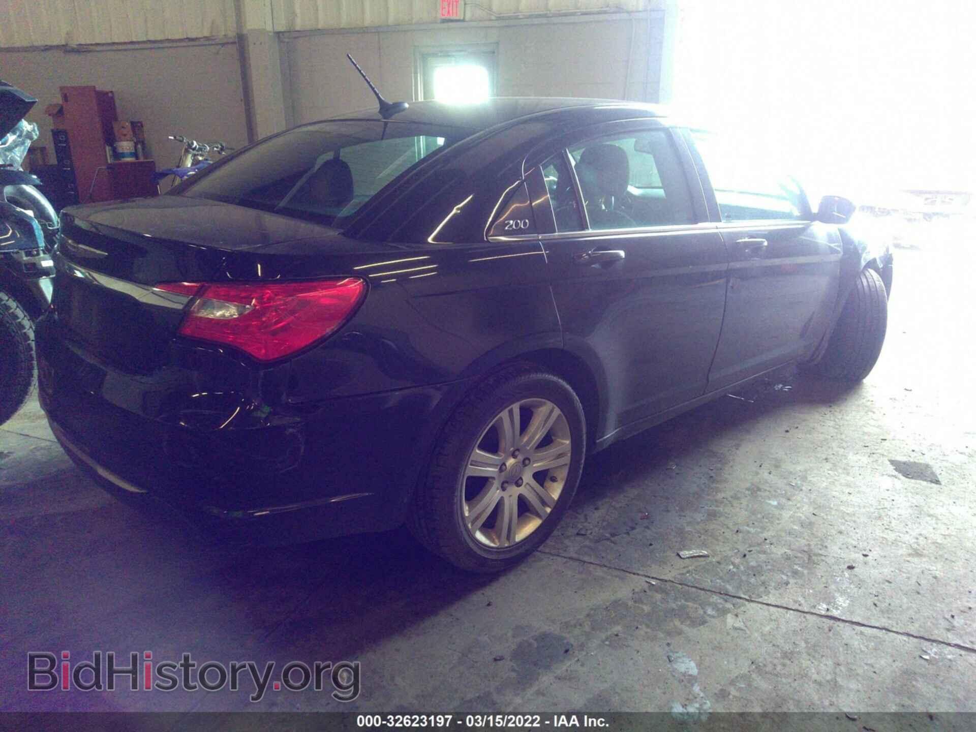 2014 CHRYSLER 200 - VIN: 1C3CCBBB9EN107772 - Фото 4