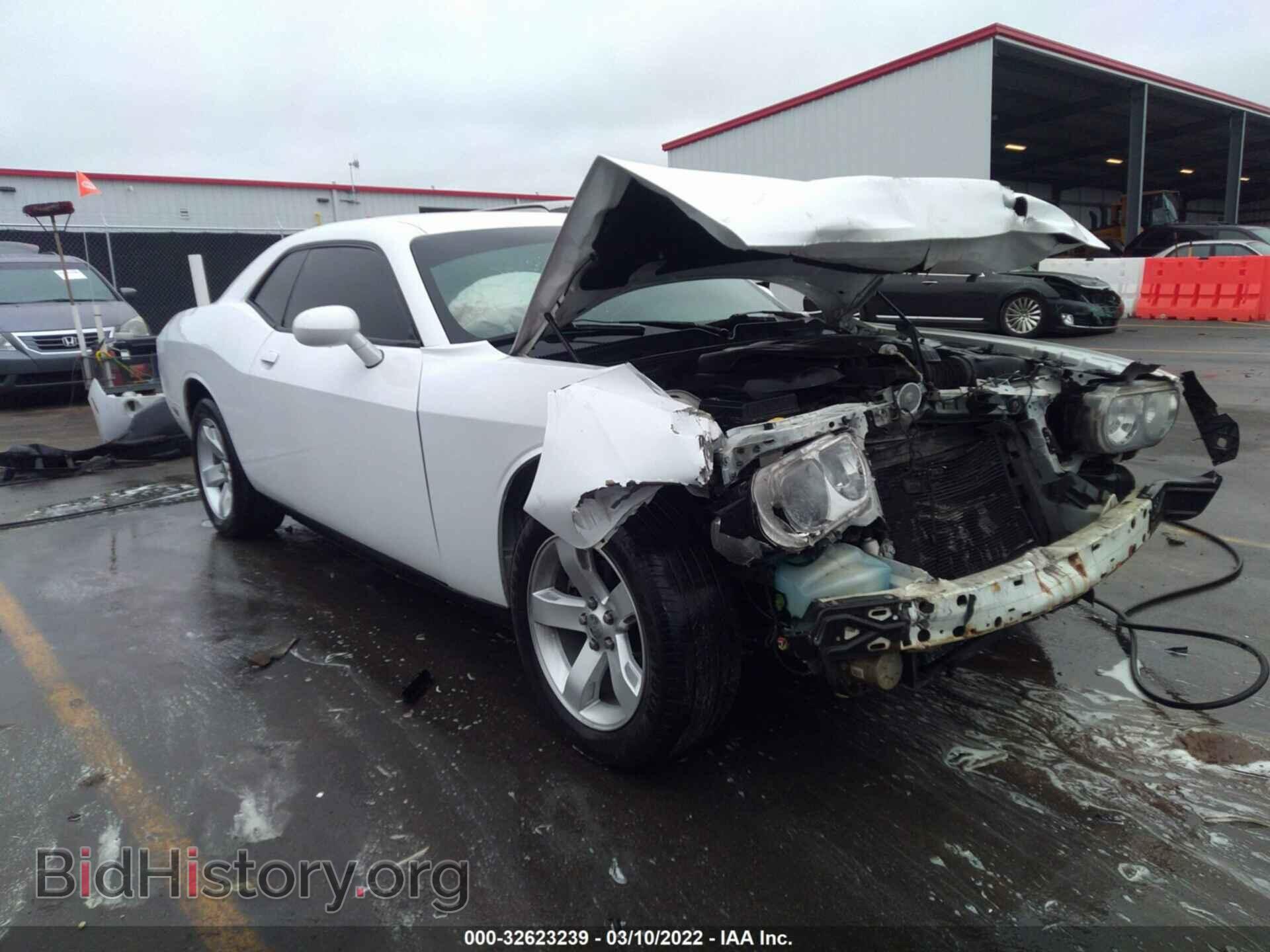 Photo 2B3CJ4DG2BH576424 - DODGE CHALLENGER 2011