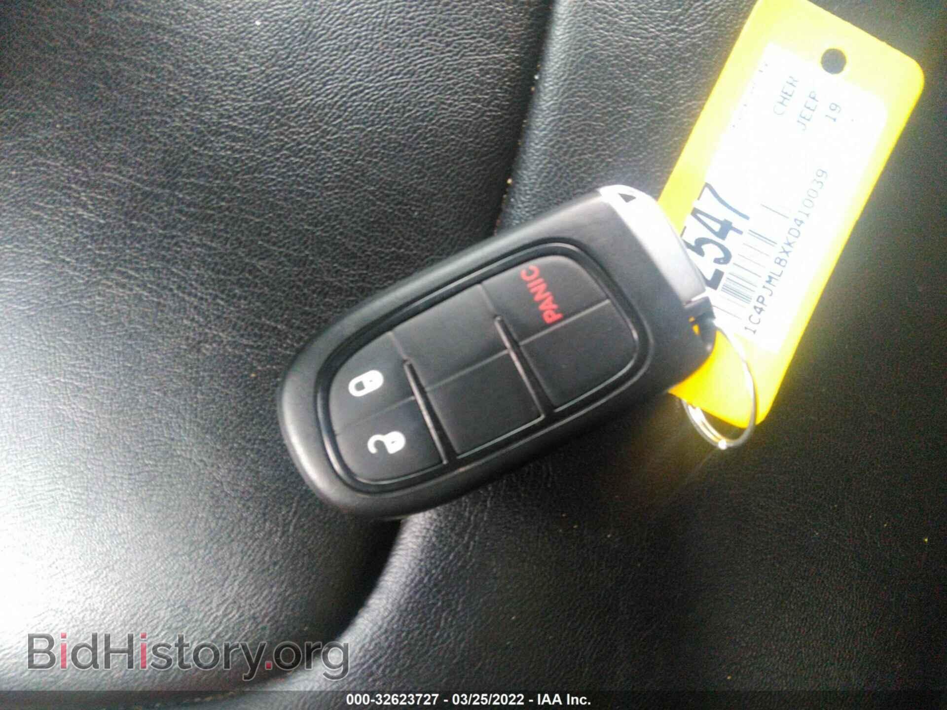 2019 JEEP CHEROKEE - VIN: 1C4PJMLBXKD410039 - Фото 11