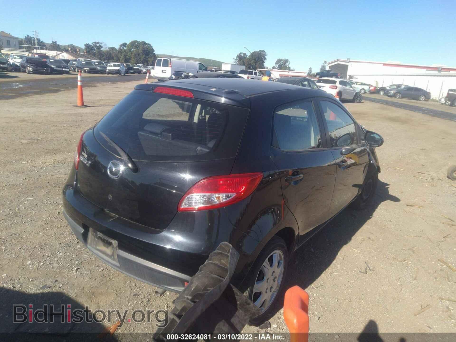2014 MAZDA MAZDA2 - VIN: JM1DE1KZ3E0188055 - Фото 4