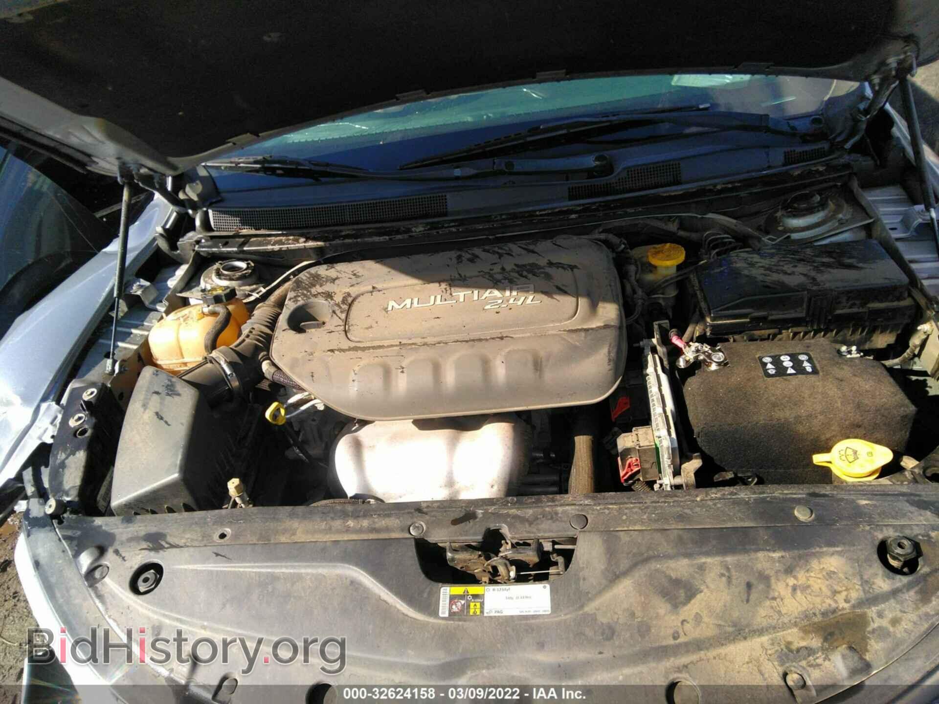 2015 CHRYSLER 200 - VIN: 1C3CCCAB7FN599047 - Фото 10