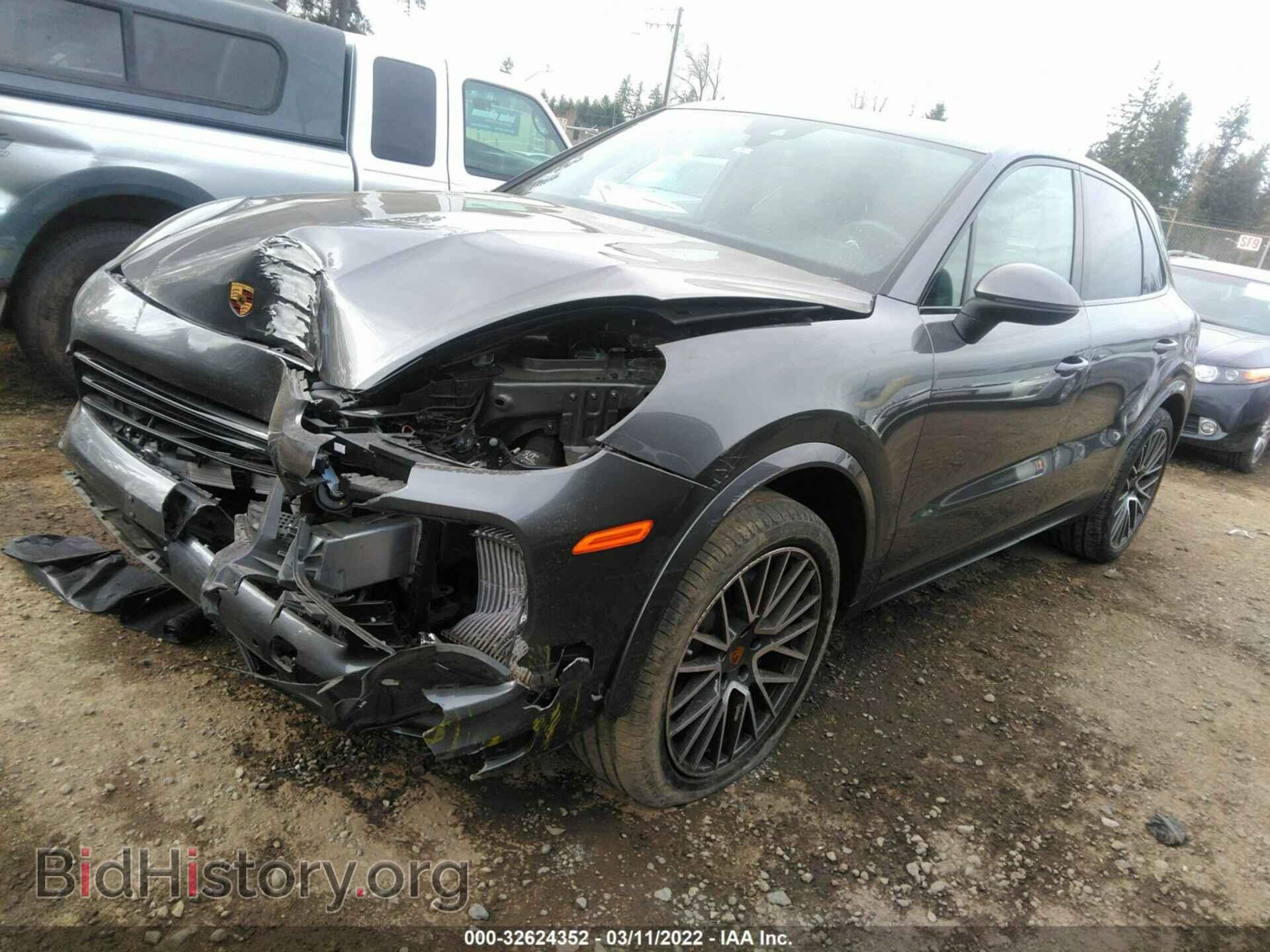 2019 PORSCHE CAYENNE - VIN: WP1AA2AY4KDA17962 - Photo 2