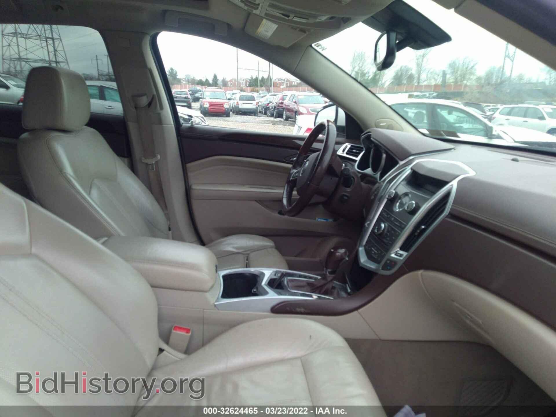 2010 CADILLAC SRX - VIN: 3GYFNEEY5AS604929 - Фото 5