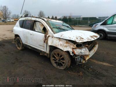 2012 Jeep COMPASS Latitude, белый — VIN 1C4NJDEB8CD689738, IAAI