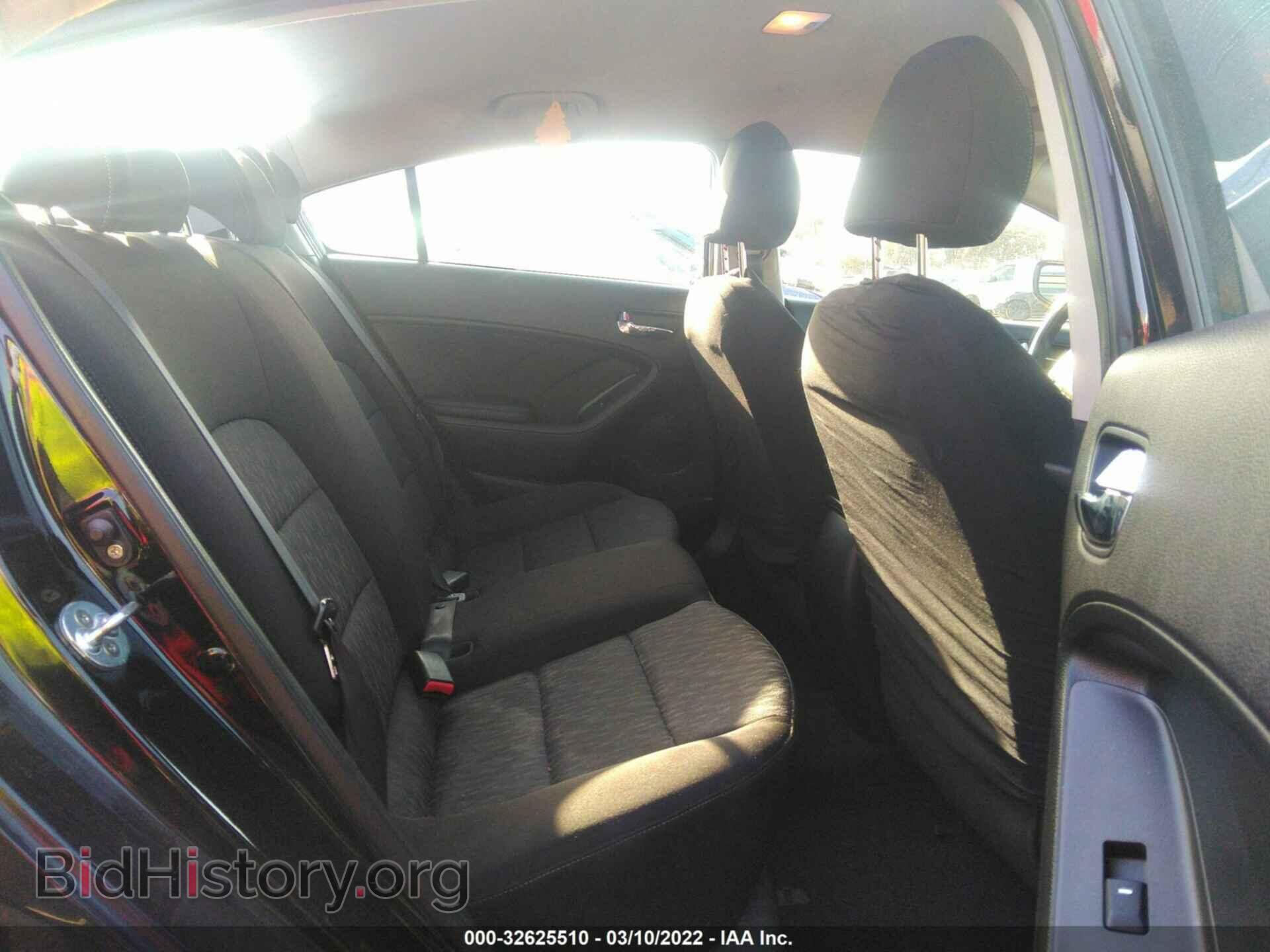 2016 KIA FORTE - VIN: KNAFK4A60G5565714 - Фото 8