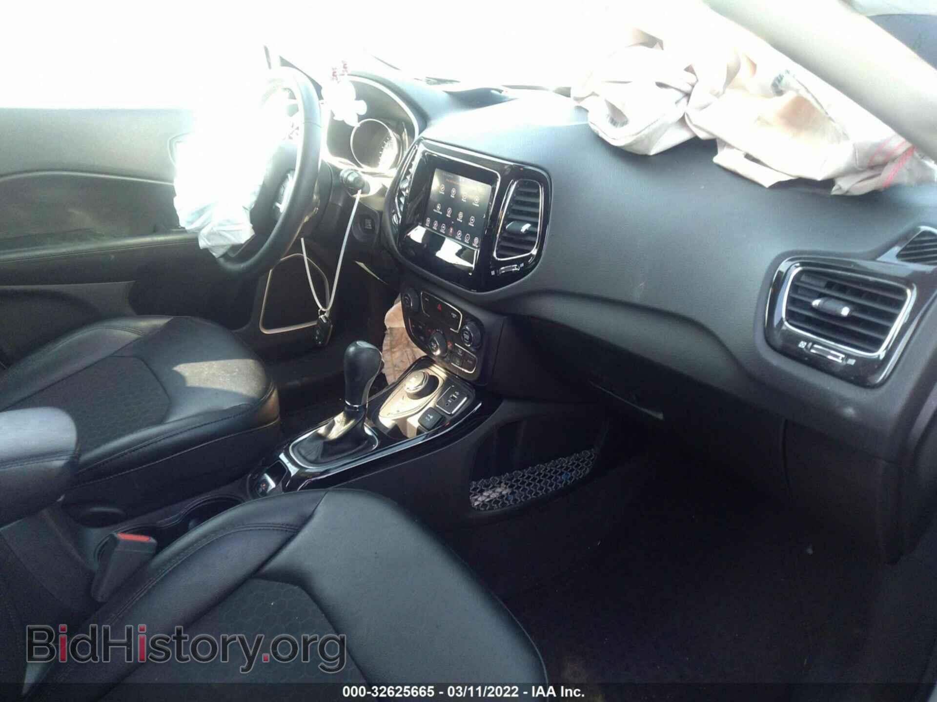 2018 JEEP COMPASS - VIN: 3C4NJDBB5JT325742 - Фото 5