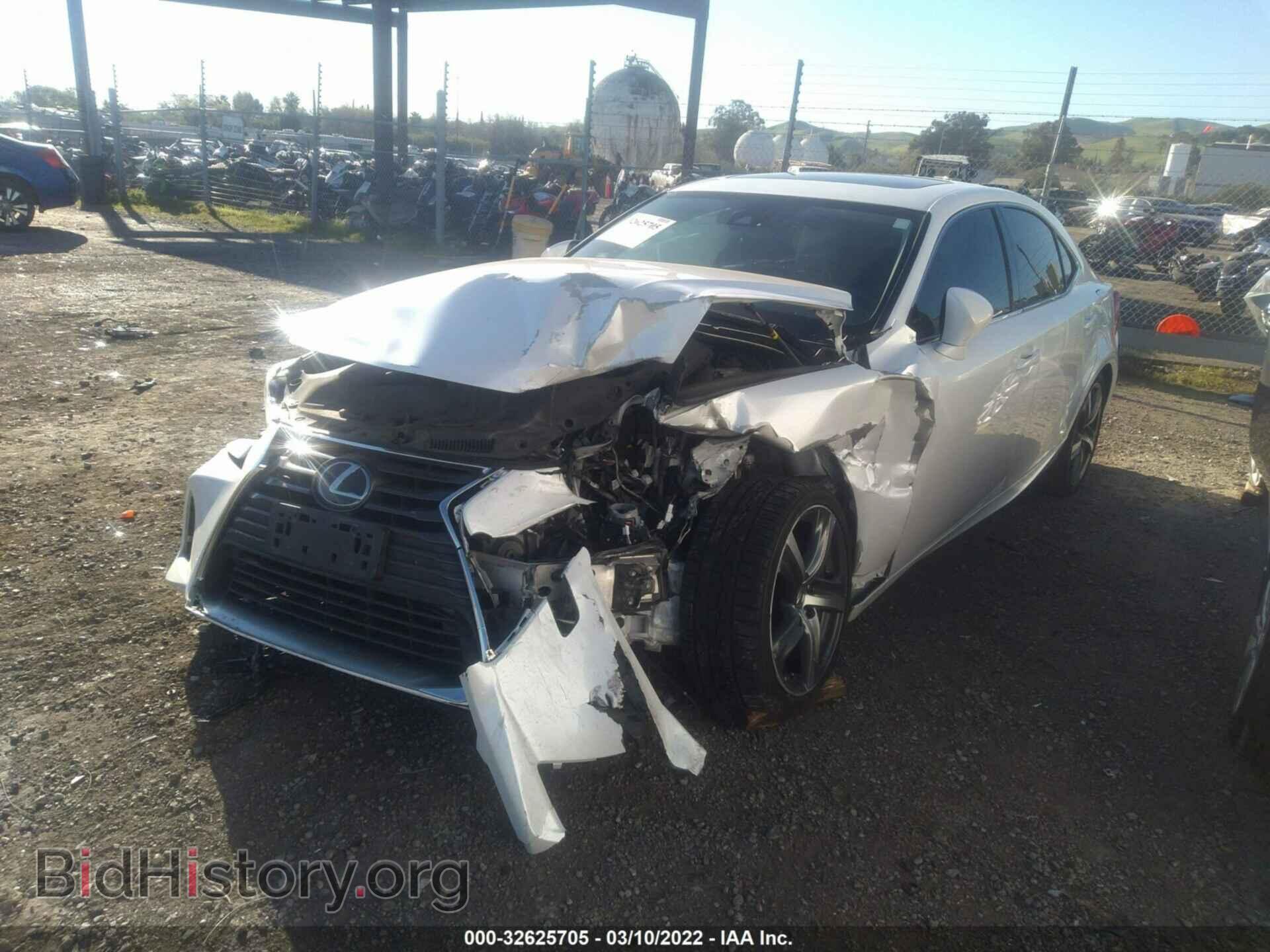 2017 LEXUS IS - VIN: JTHBA1D2XH5042972 - Фото 2