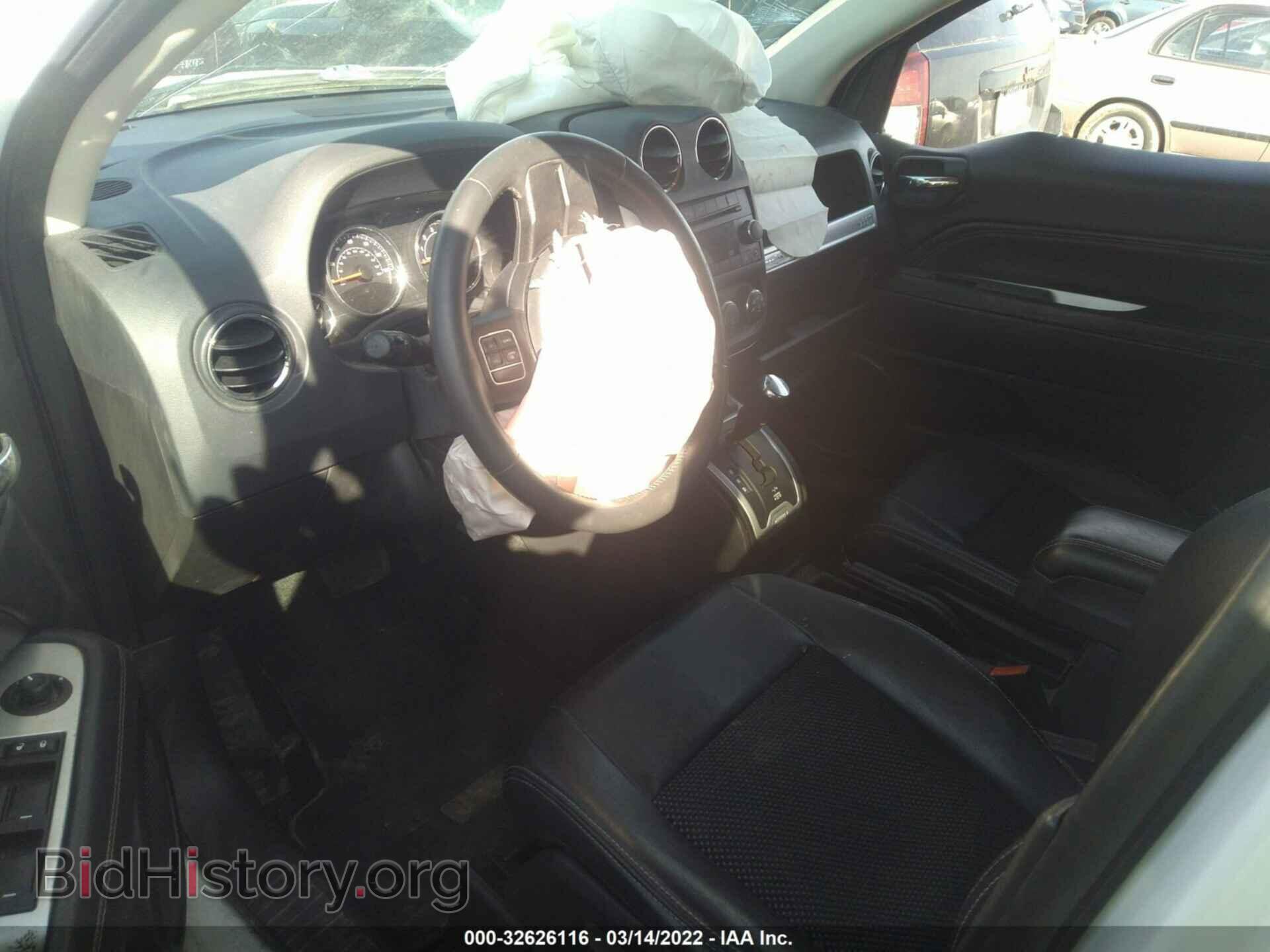2014 JEEP COMPASS - VIN: 1C4NJCEA2ED643116 - Фото 5