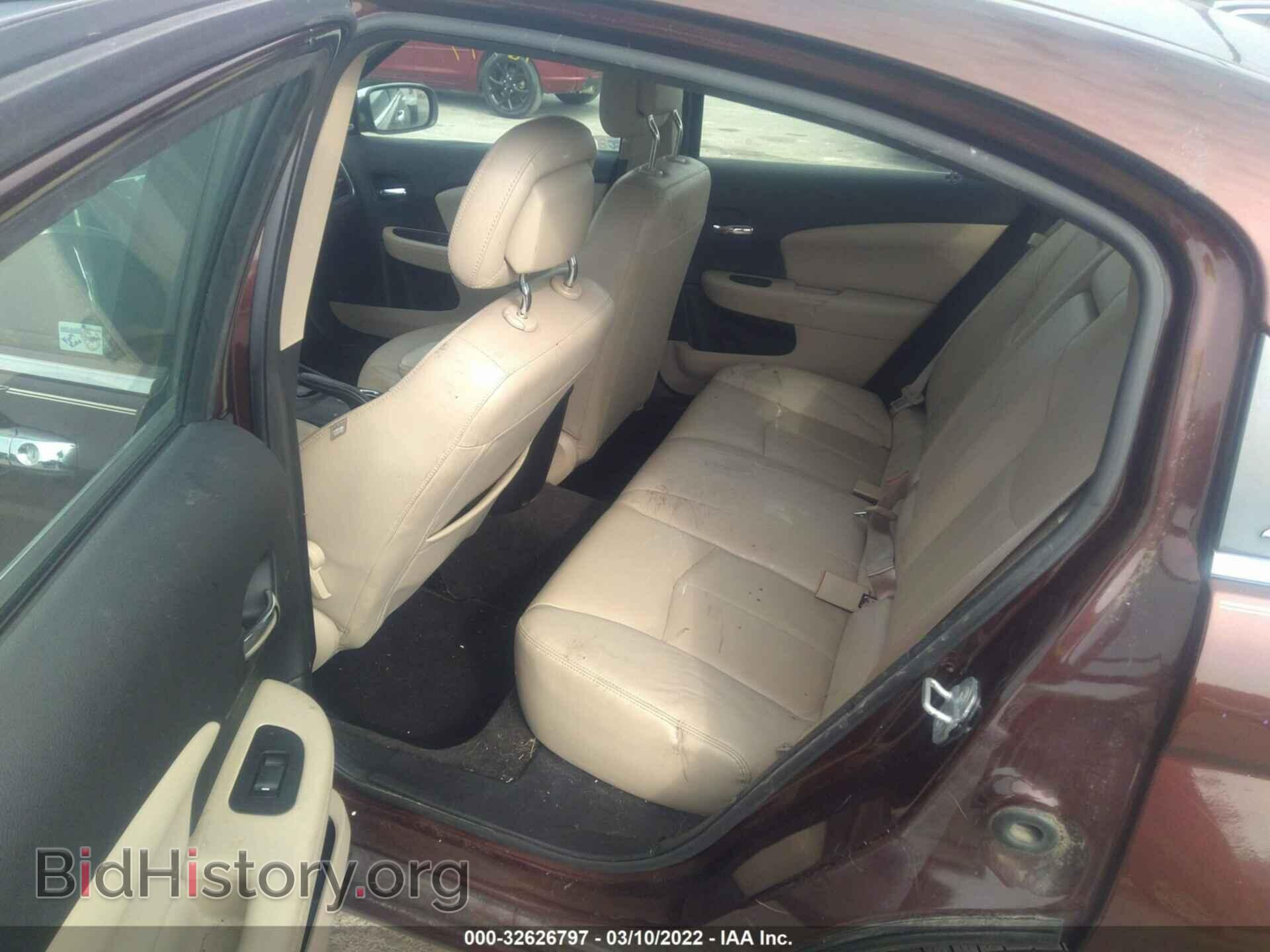 2012 CHRYSLER 200 - VIN: 1C3CCBCG2CN249632 - Фото 8