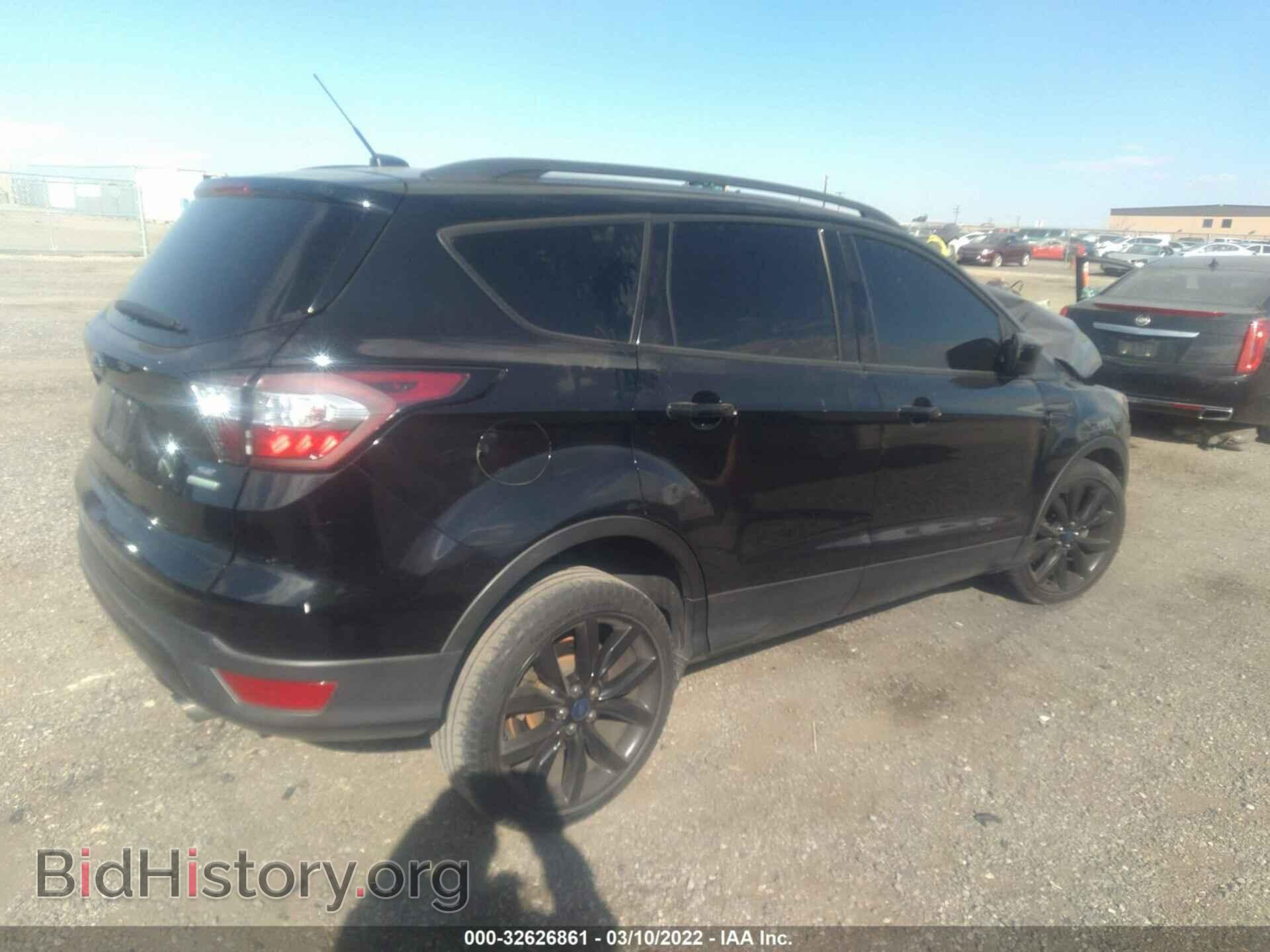 2017 FORD ESCAPE - VIN: 1FMCU0GD0HUC67083 - Фото 4