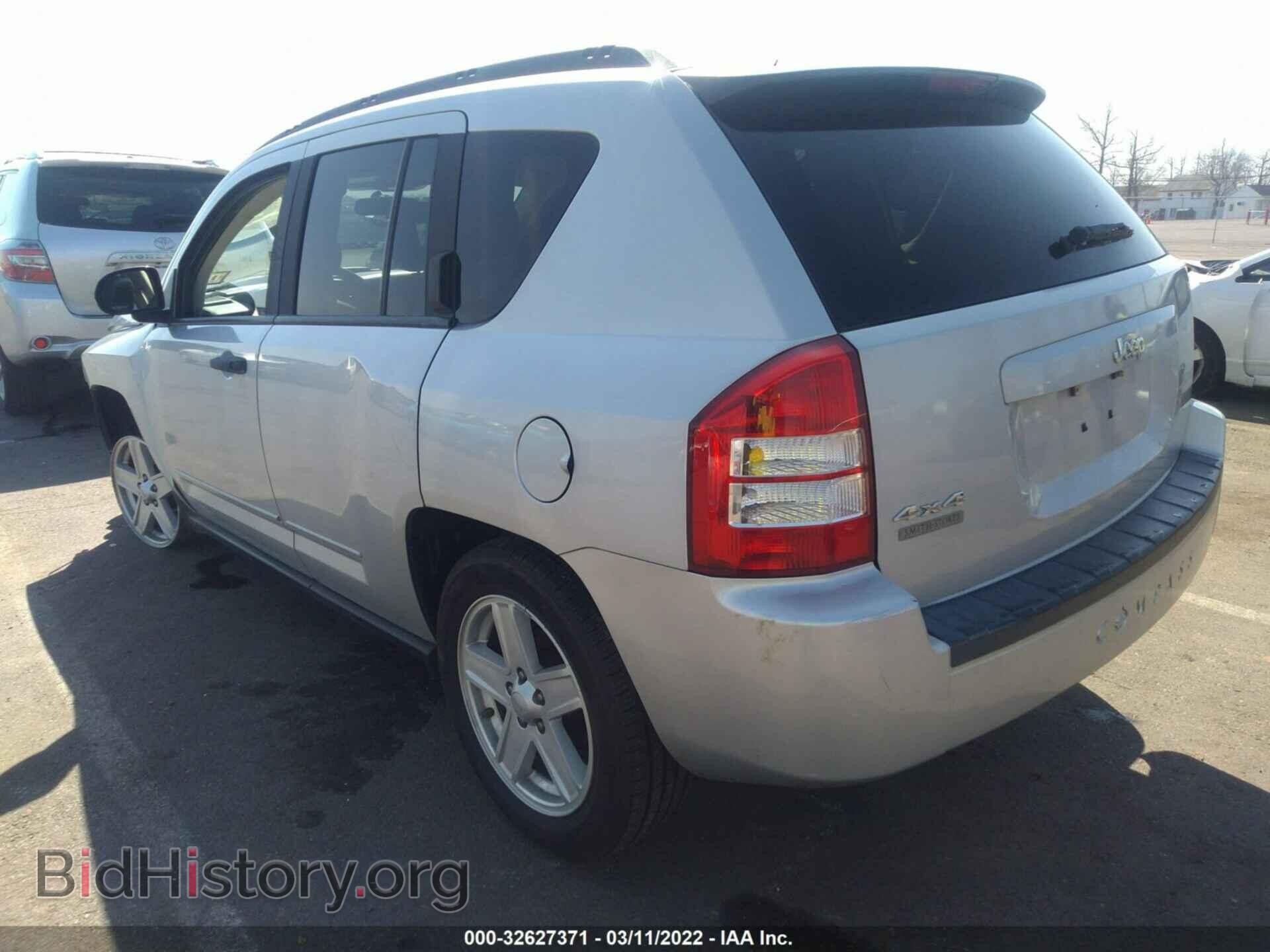 2008 JEEP COMPASS - VIN: 1J8FF47W88D758904 - Фото 3