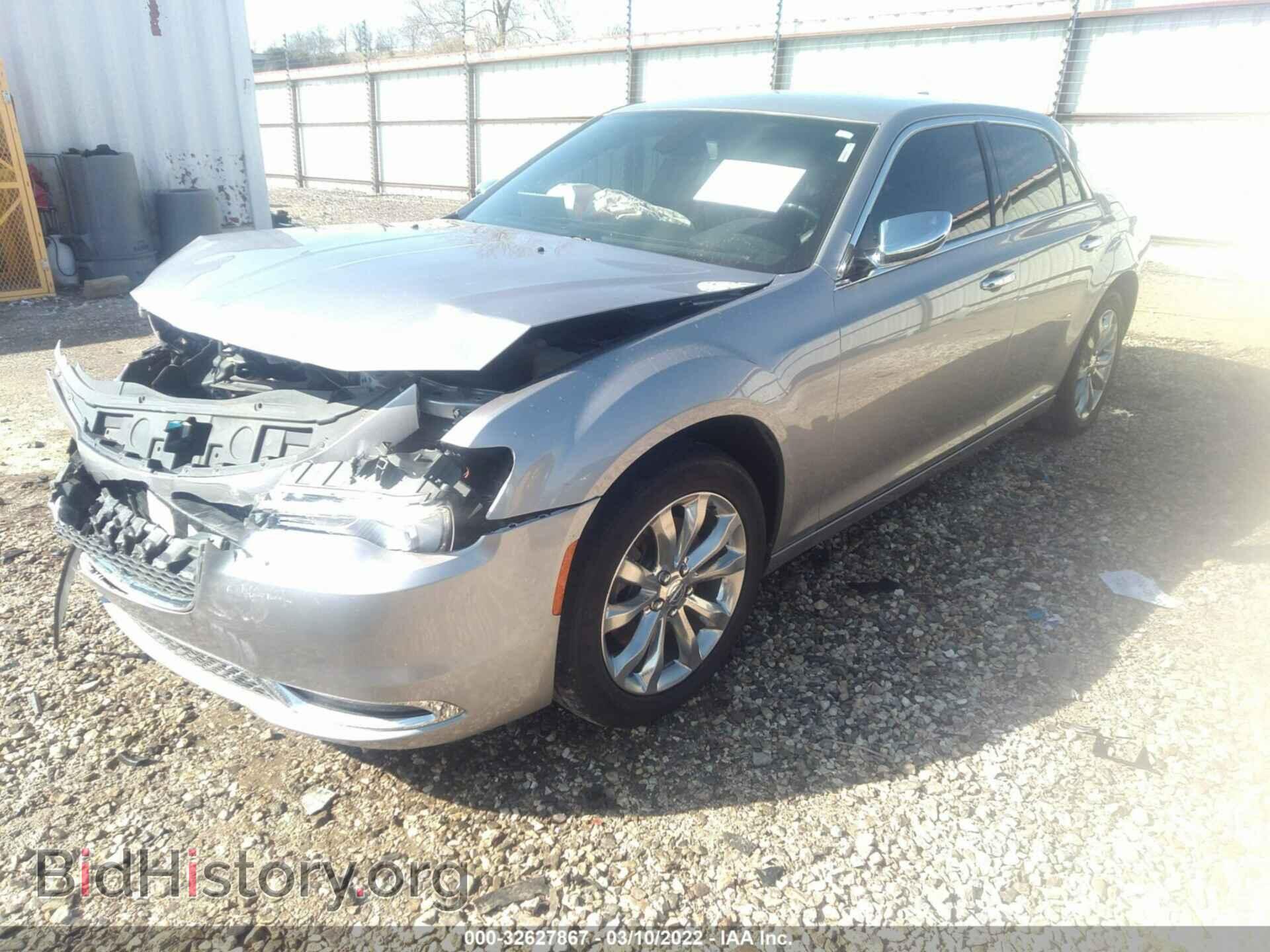 2018 CHRYSLER 300 - VIN: 2C3CCAKG8JH168393 - Фото 2