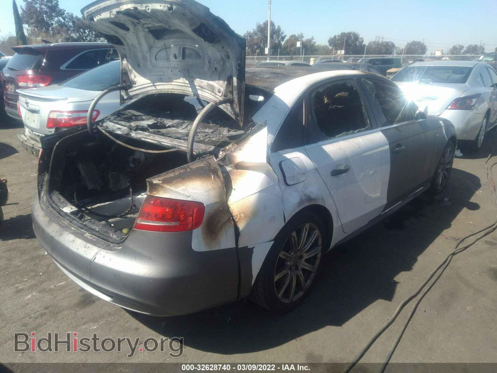 2012 AUDI A4 - VIN: WAUFFAFL8CA083818 - Фото 4
