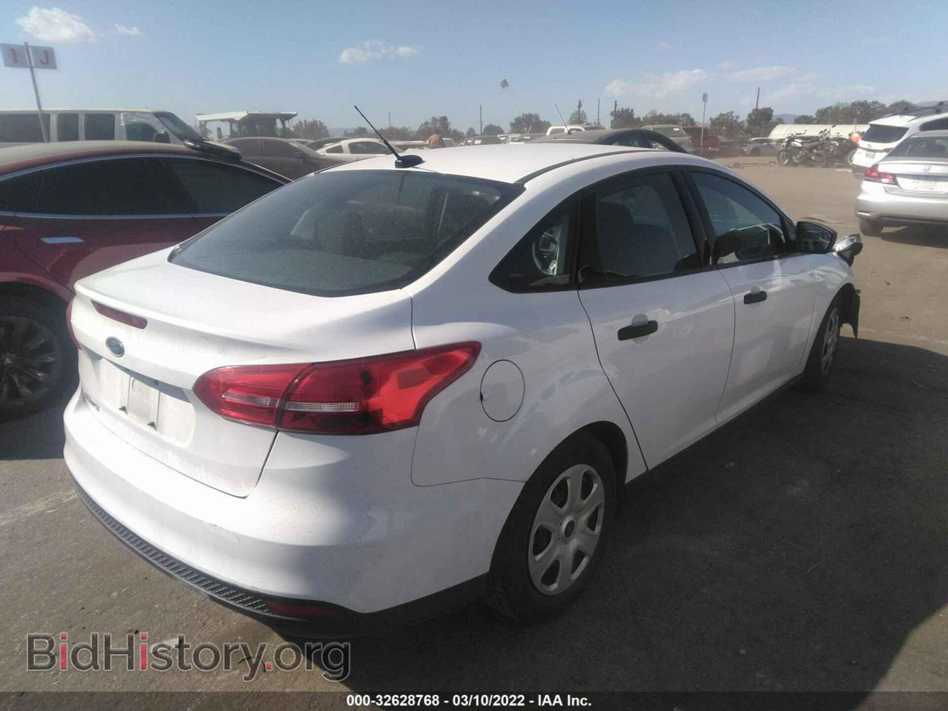 2016 FORD FOCUS - VIN: 1FADP3E27GL289563 - Photo 4