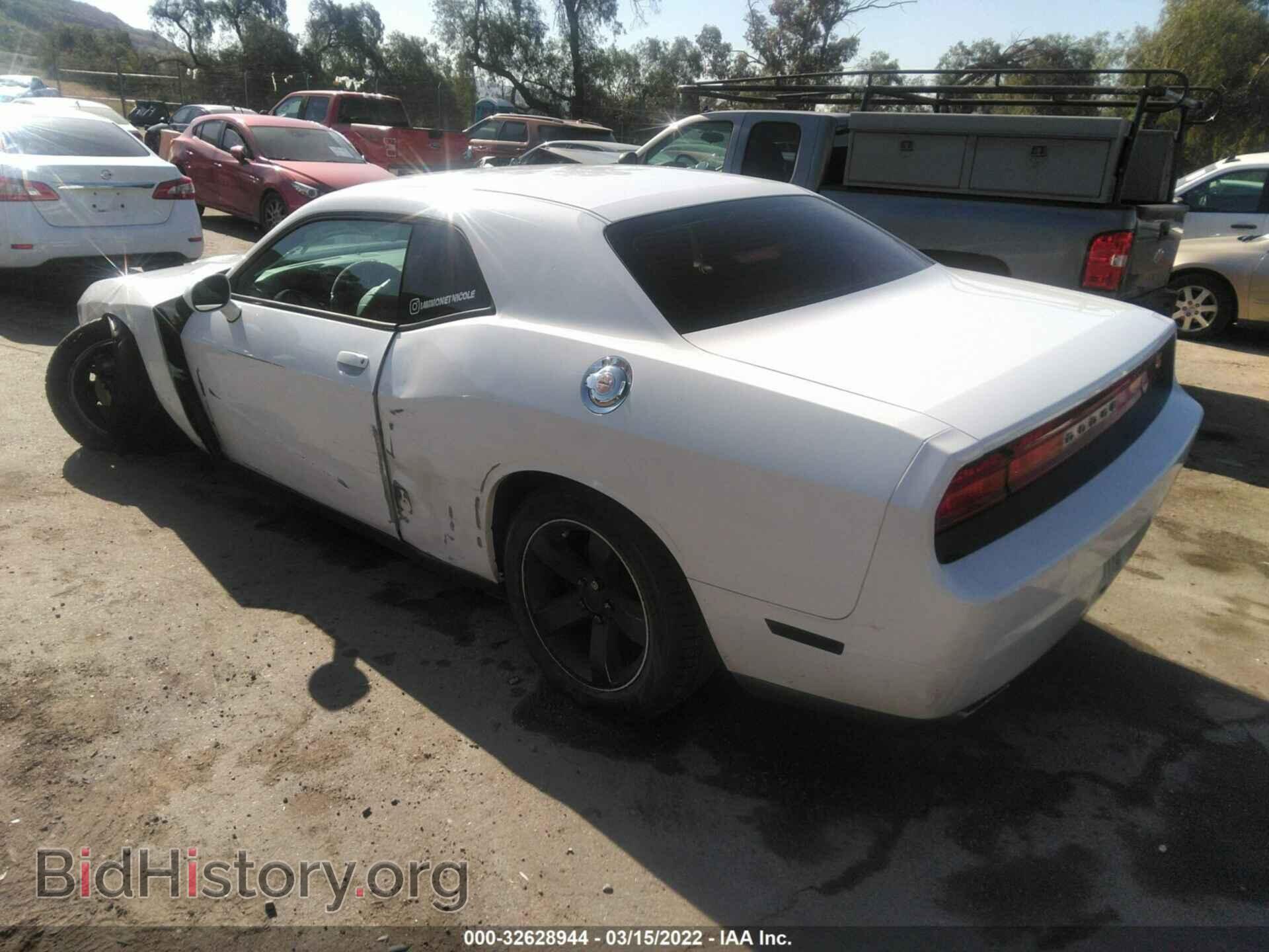 2014 DODGE CHALLENGER - VIN: 2C3CDYAG0EH298830 - Фото 3