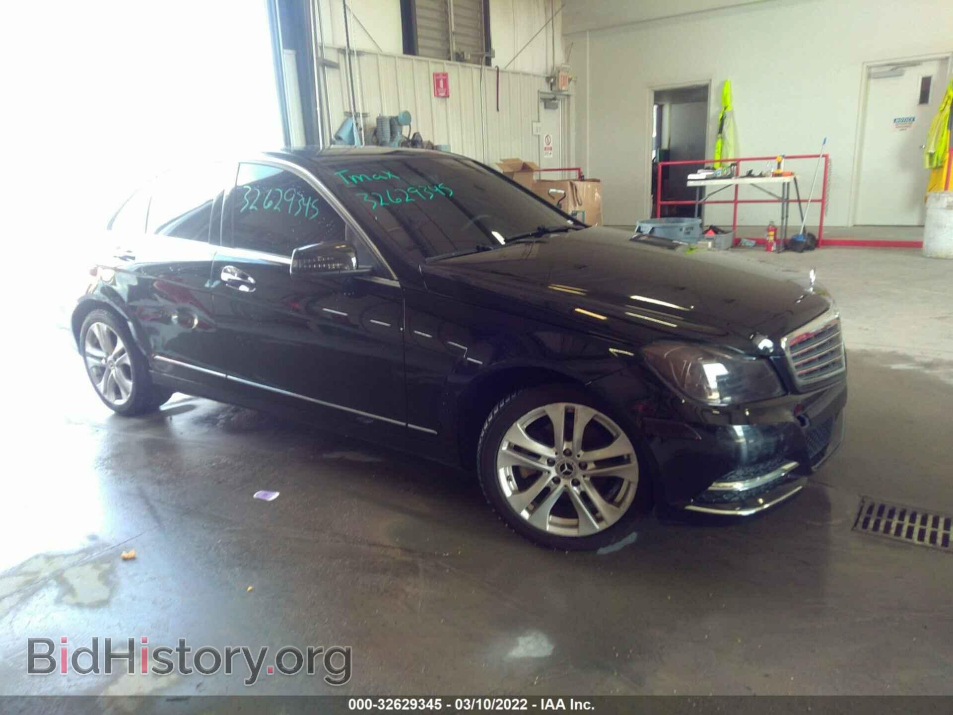 Фотография WDDGF8BB0CA648937 - MERCEDES-BENZ C-CLASS 2012