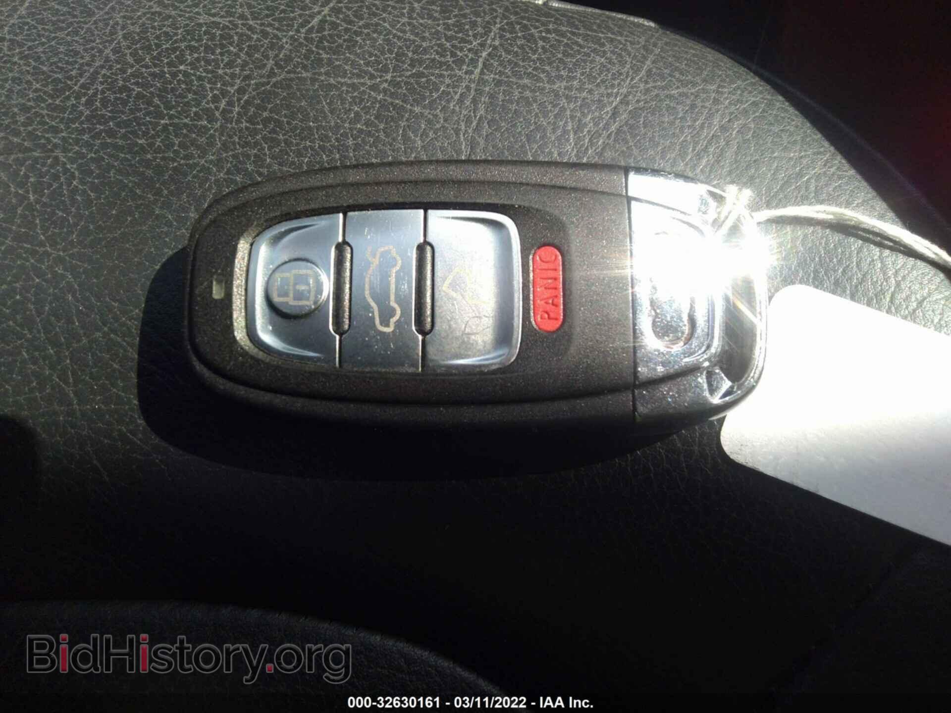 2016 AUDI A4 - VIN: WAUBFAFL5GN008670 - Фото 11