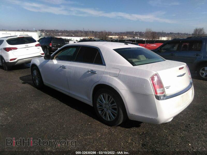 2012 Chrysler 300 (VIN 2C3CCAHG2CH275174) — photo 3 of 12