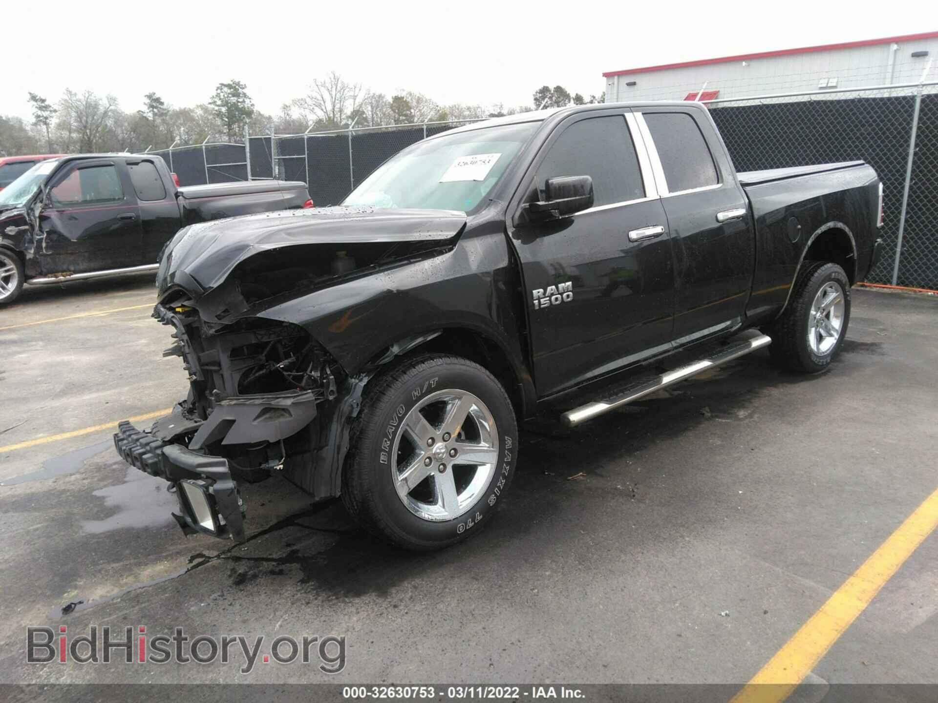 2016 RAM 1500 - VIN: 1C6RR7FG3GS401221 - Фото 2