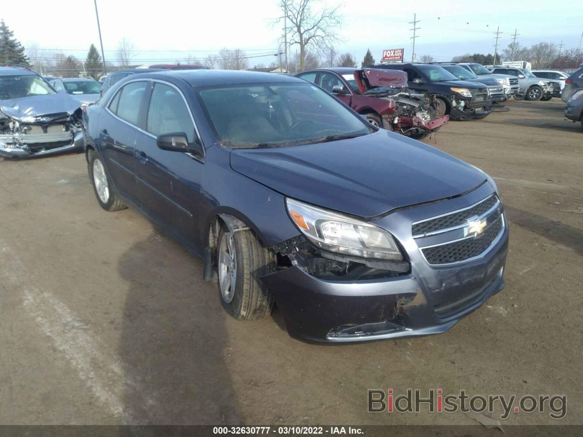 Photo 1G11B5SA1DF330050 - CHEVROLET MALIBU 2013