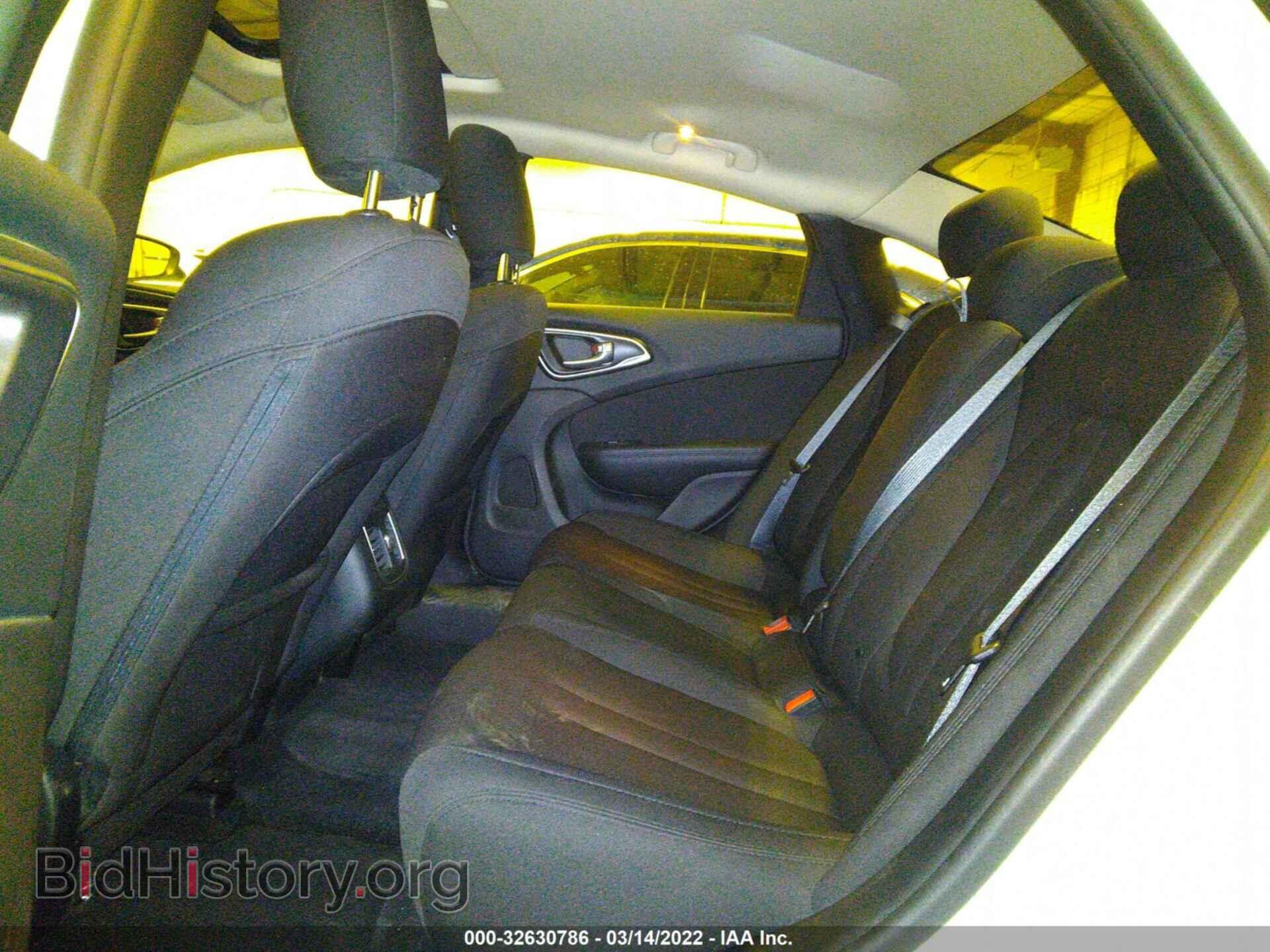 2016 CHRYSLER 200 - VIN: 1C3CCCAB6GN168541 - Фото 8