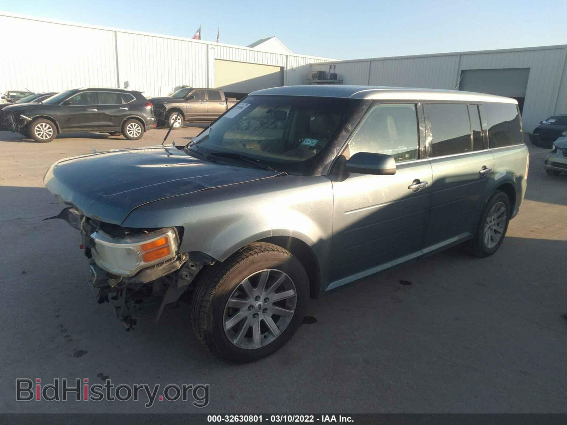 2010 FORD FLEX - VIN: 2FMGK5CC6ABA43121 - Фото 2