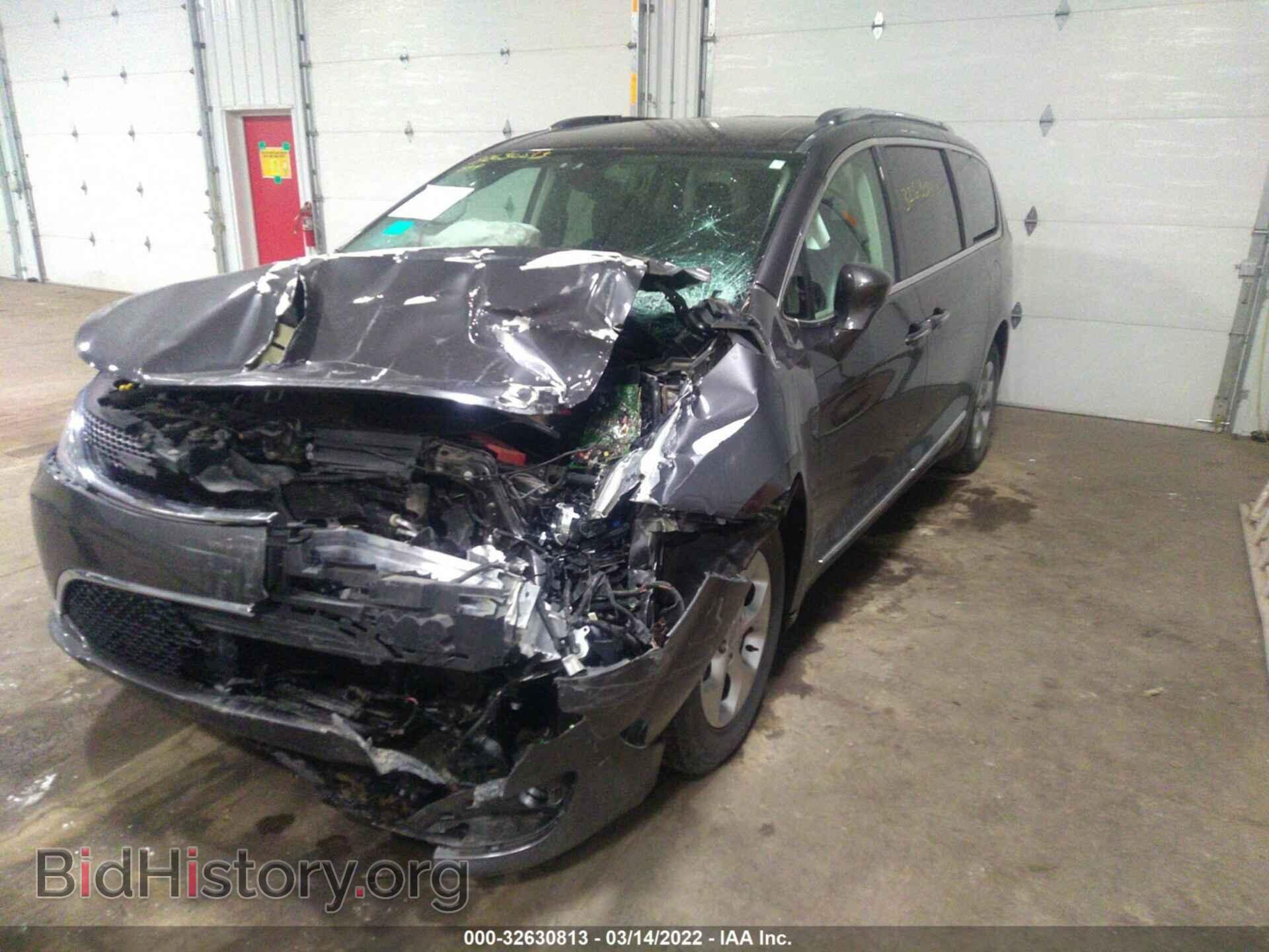 2017 CHRYSLER PACIFICA - VIN: 2C4RC1EG1HR846651 - Photo 2