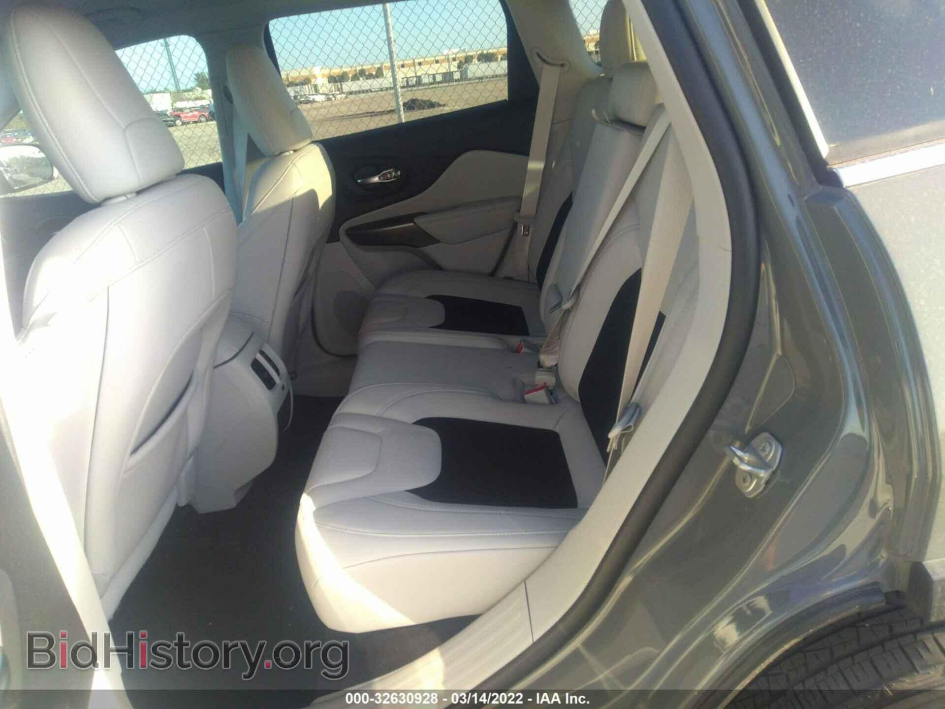 2020 JEEP CHEROKEE - VIN: 1C4PJLLB2LD619190 - Фото 8