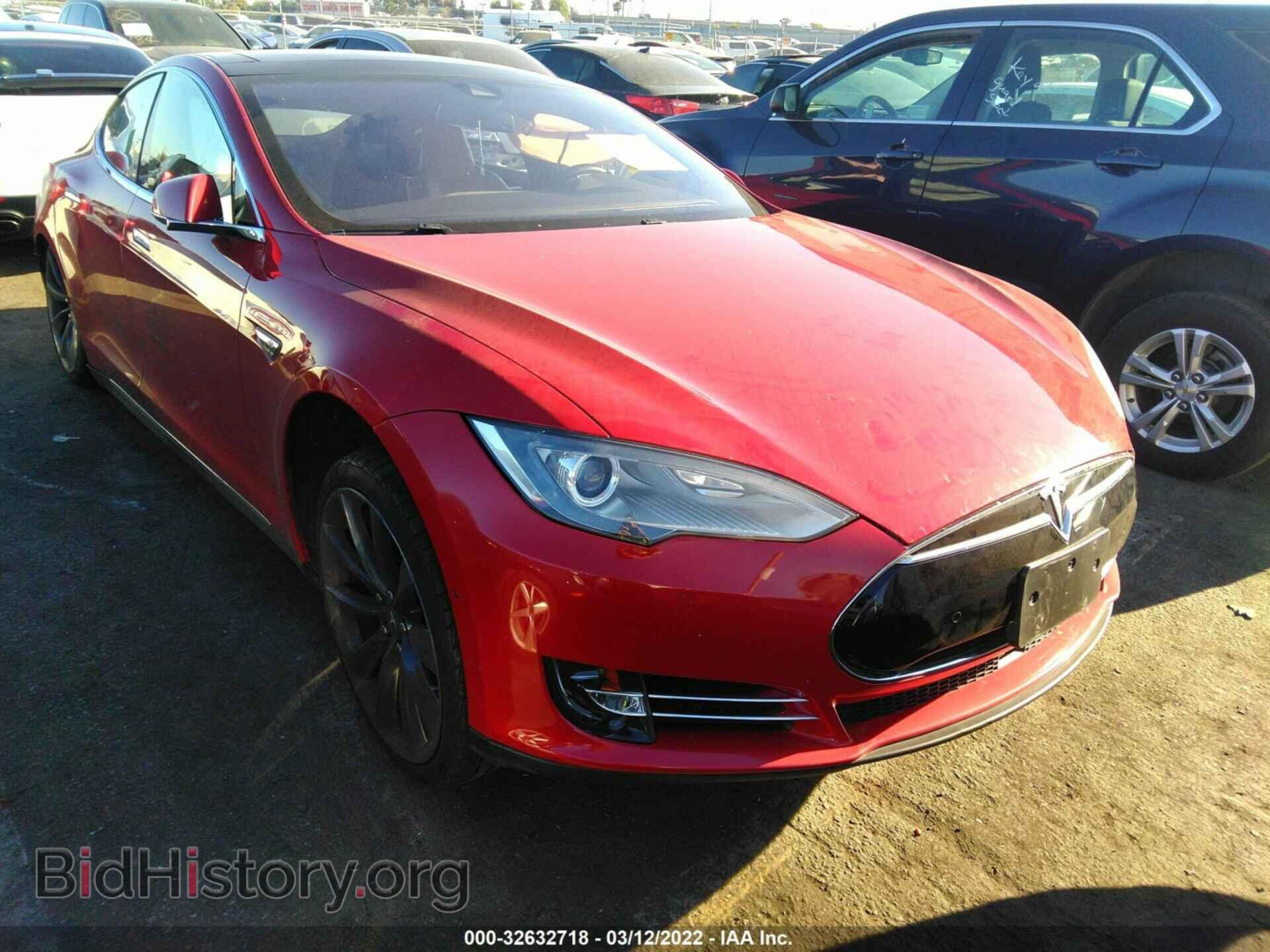 Фотография 5YJSA1S14FF083640 - TESLA MODEL S 2015