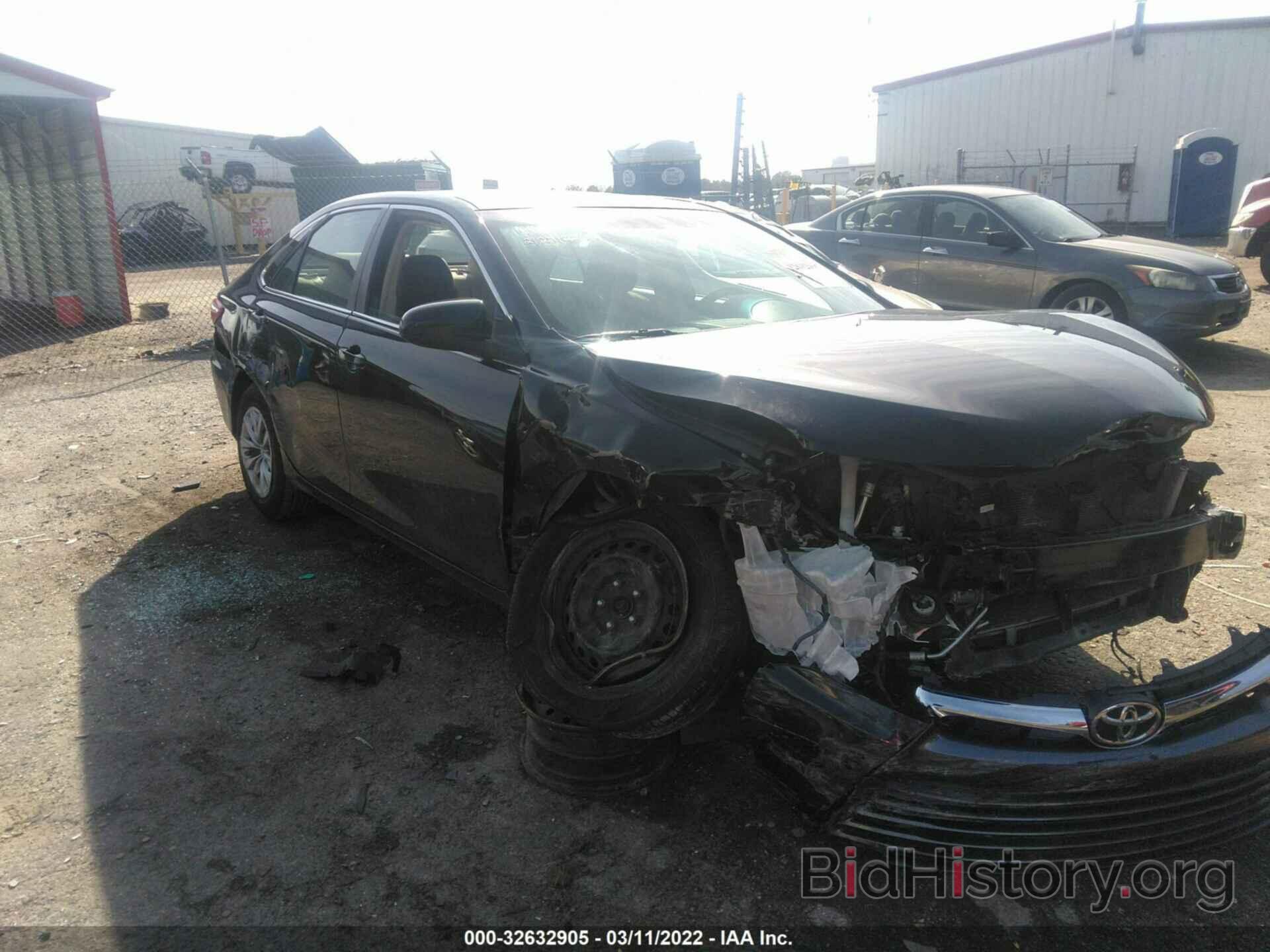 Photo 4T4BF1FK9FR462839 - TOYOTA CAMRY 2015