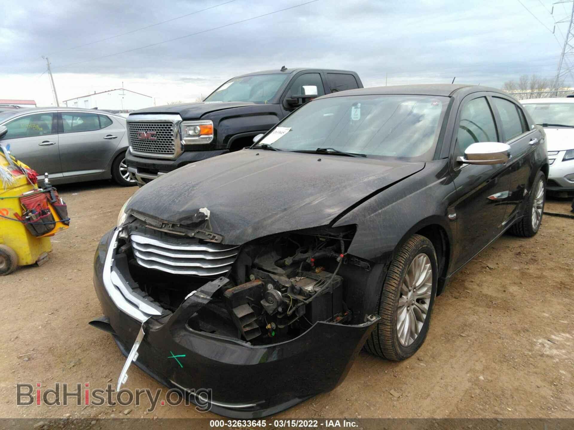 2012 CHRYSLER 200 - VIN: 1C3CCBCB3CN283681 - Photo 2