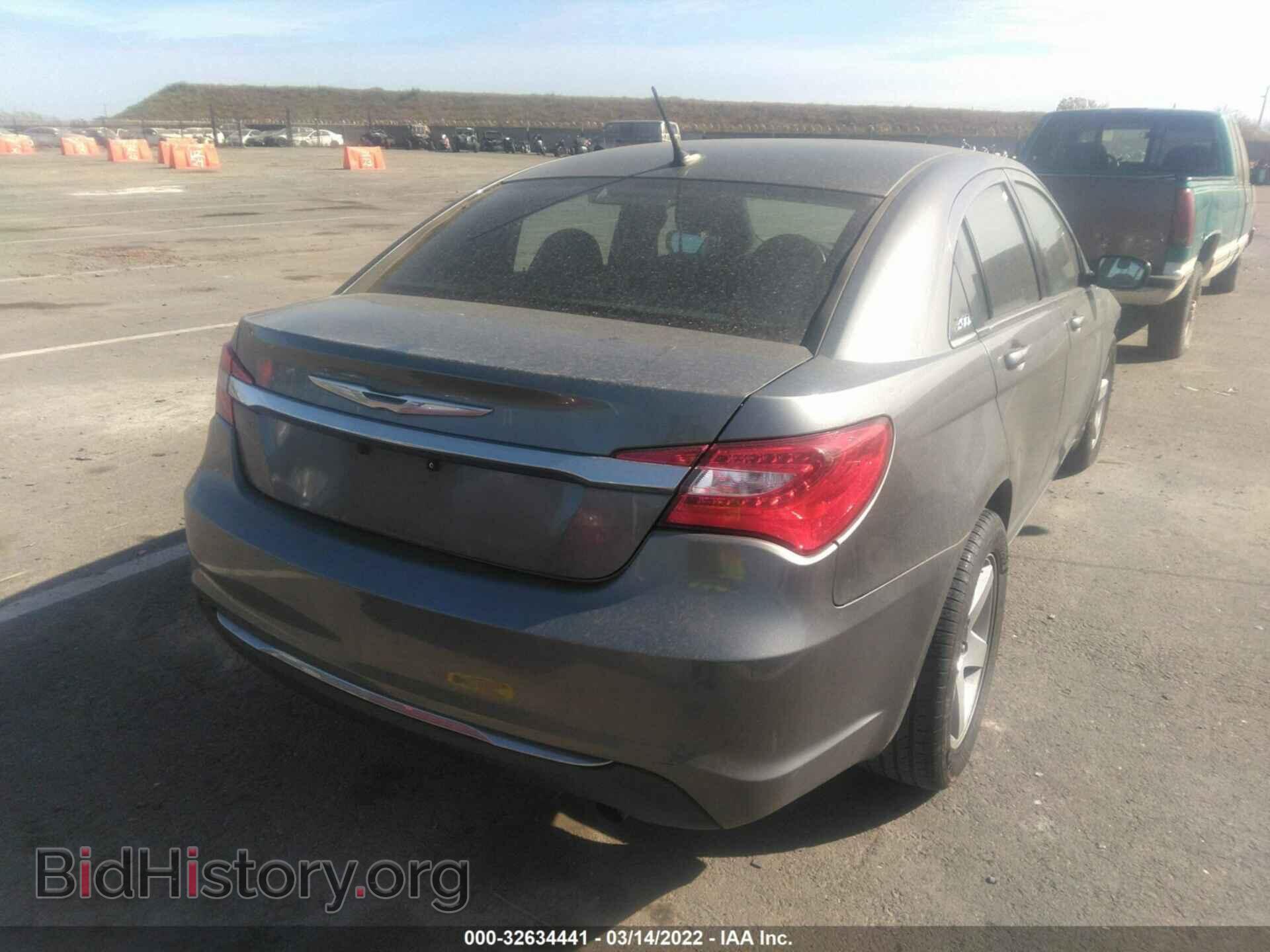 2012 CHRYSLER 200 - VIN: 1C3CCBAB1CN261875 - Photo 4