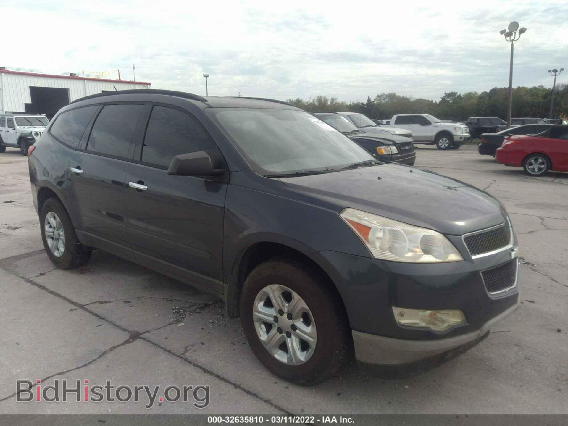 Photo 1GNKREED3CJ403483 - CHEVROLET TRAVERSE 2012