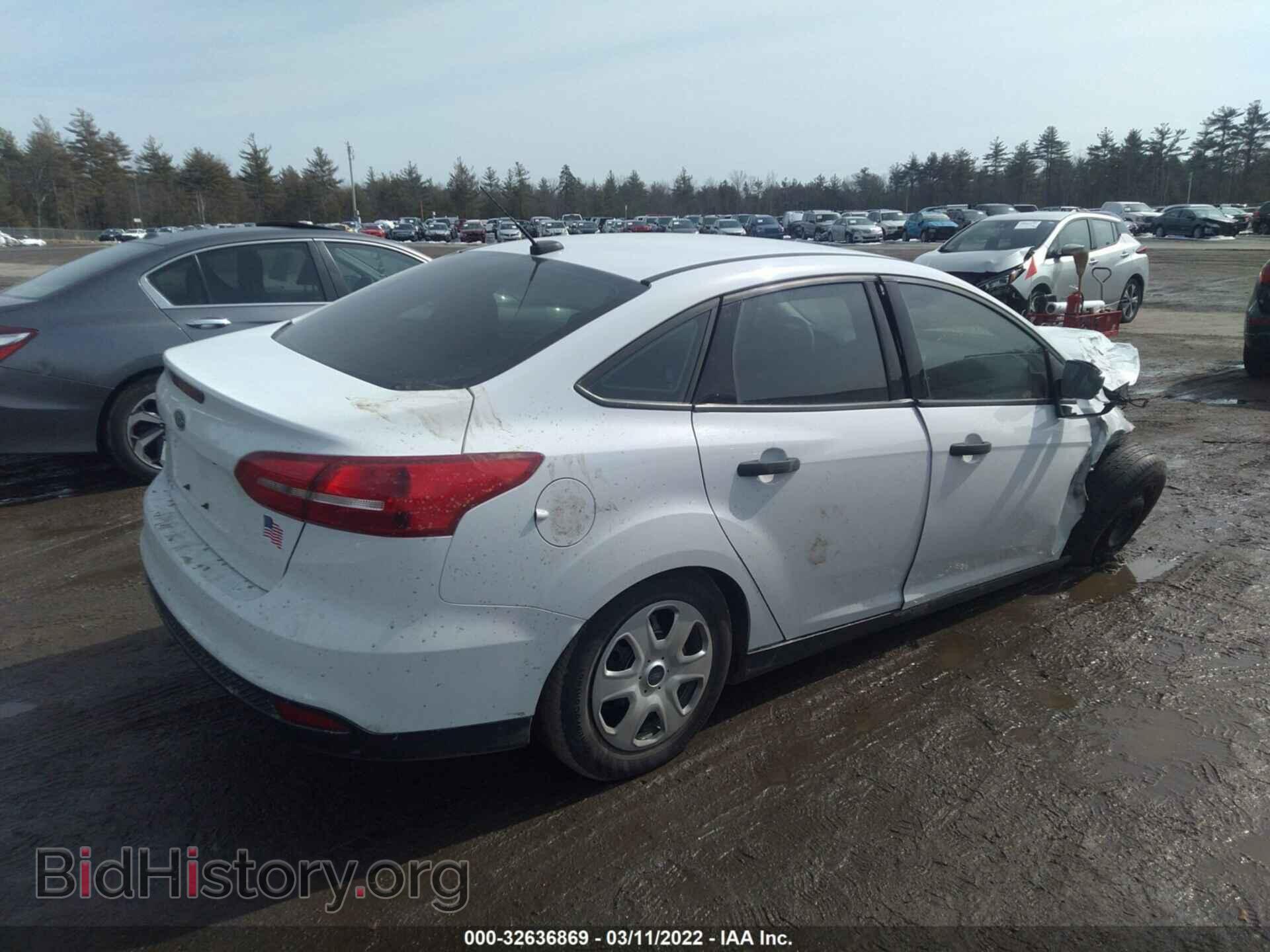 2016 FORD FOCUS - VIN: 1FADP3E24GL200595 - Photo 4