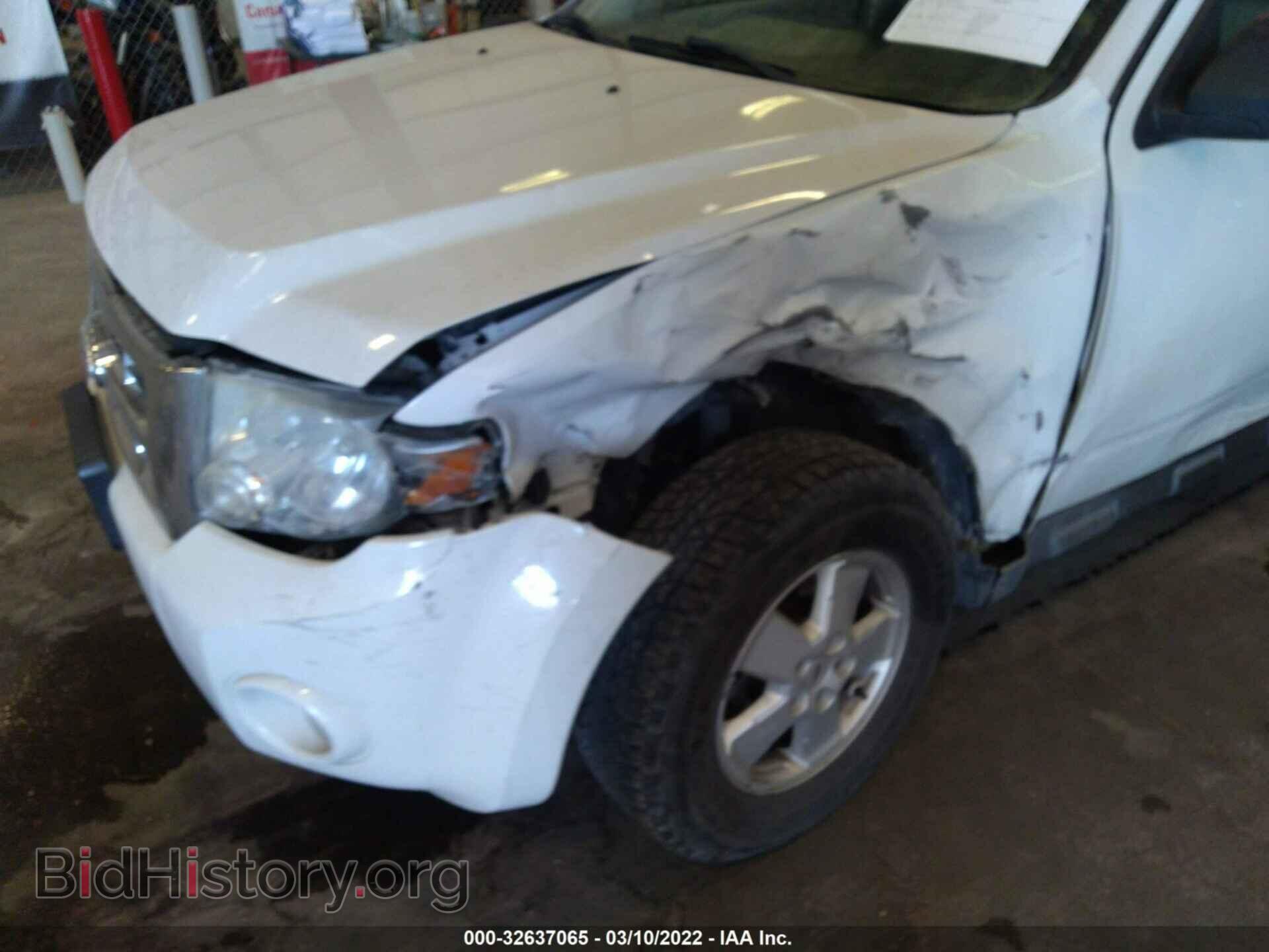 2011 FORD ESCAPE - VIN: 1FMCU0D75BKA75949 - Фото 6