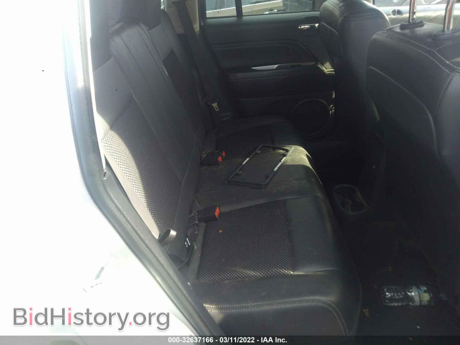 2014 JEEP COMPASS - VIN: 1C4NJDEB3ED549342 - Photo 8