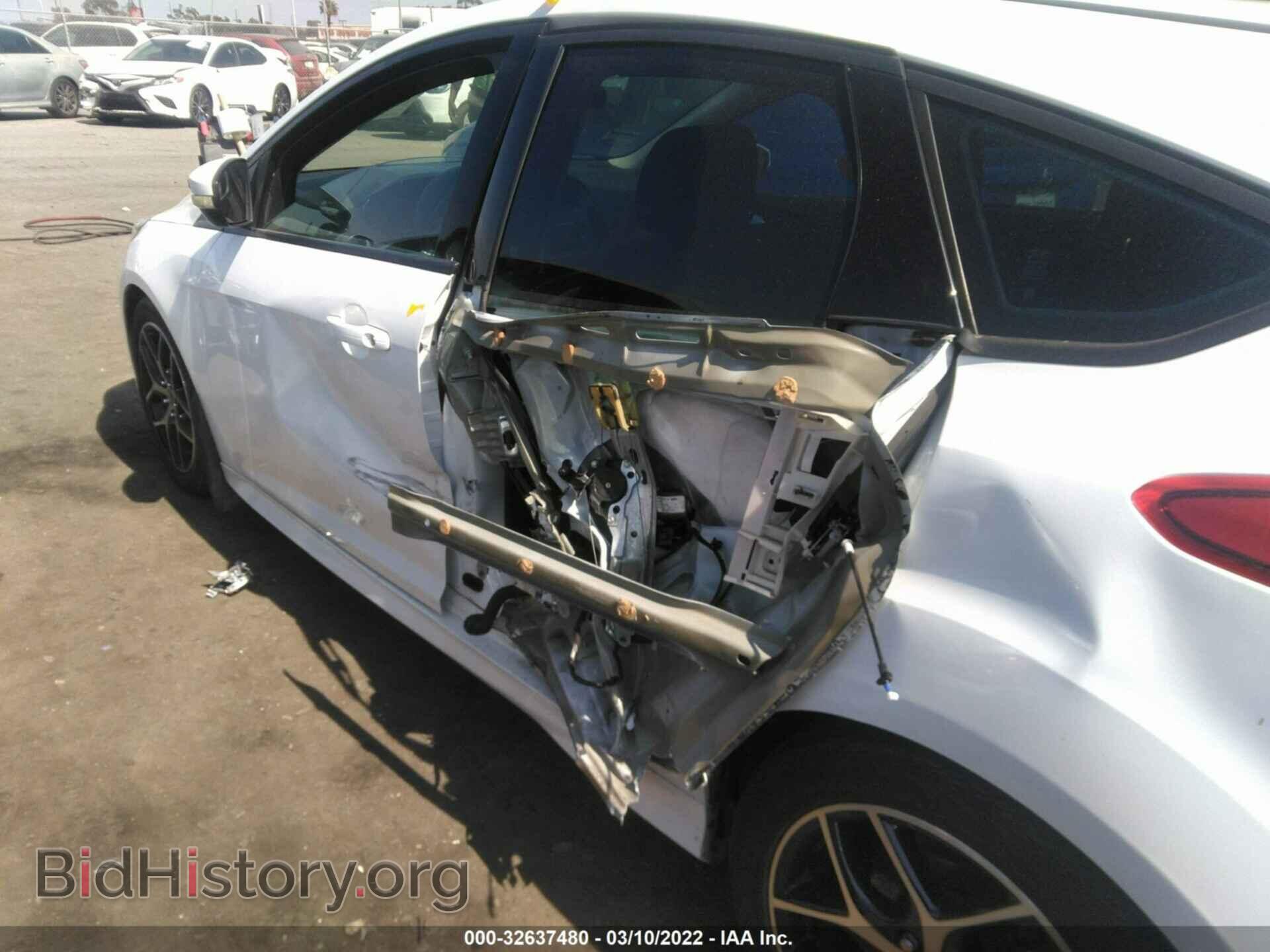 2016 FORD FOCUS - VIN: 1FADP3K22GL212801 - Фото 6