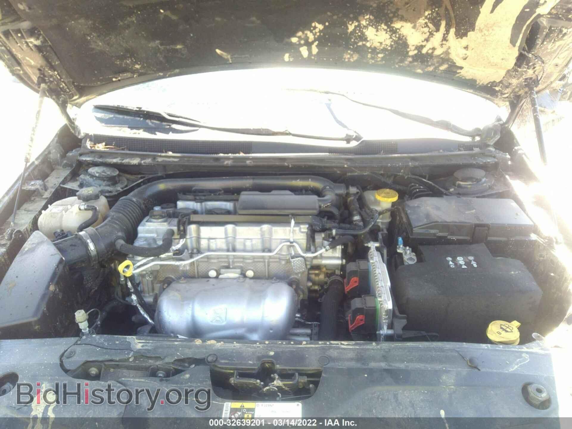 2016 CHRYSLER 200 - VIN: 1C3CCCFB9GN182605 - Photo 10