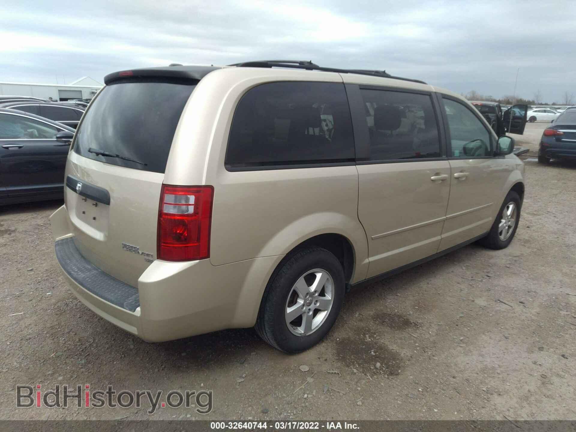 2010 DODGE GRAND CARAVAN - VIN: 2D4RN3D12AR364217 - Фото 4