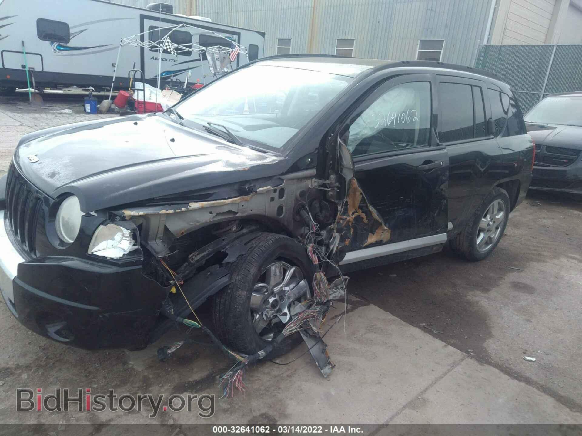 2007 JEEP COMPASS - VIN: 1J8FF57WX7D226834 - Фото 2