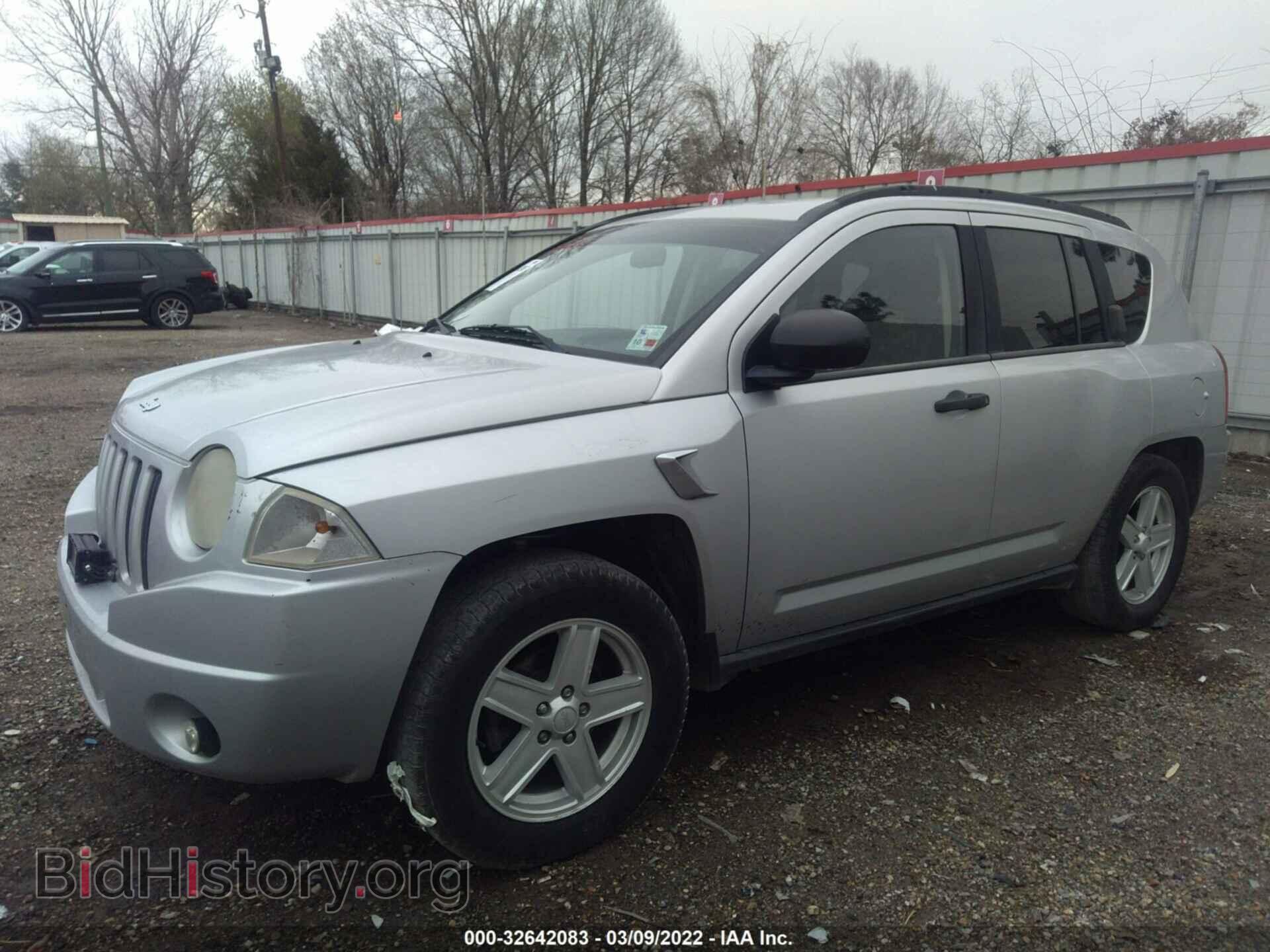 2007 JEEP COMPASS - VIN: 1J8FT47W47D205786 - Фото 2